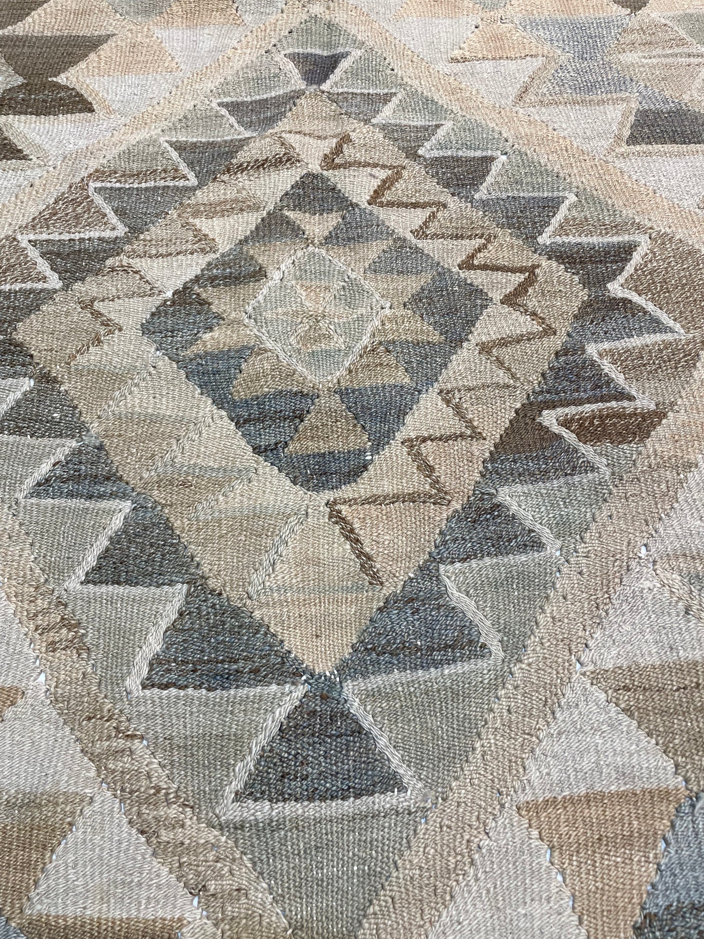 Hand-Knotted Wool Rug Turkish Oushak 5'3" x 9'5"