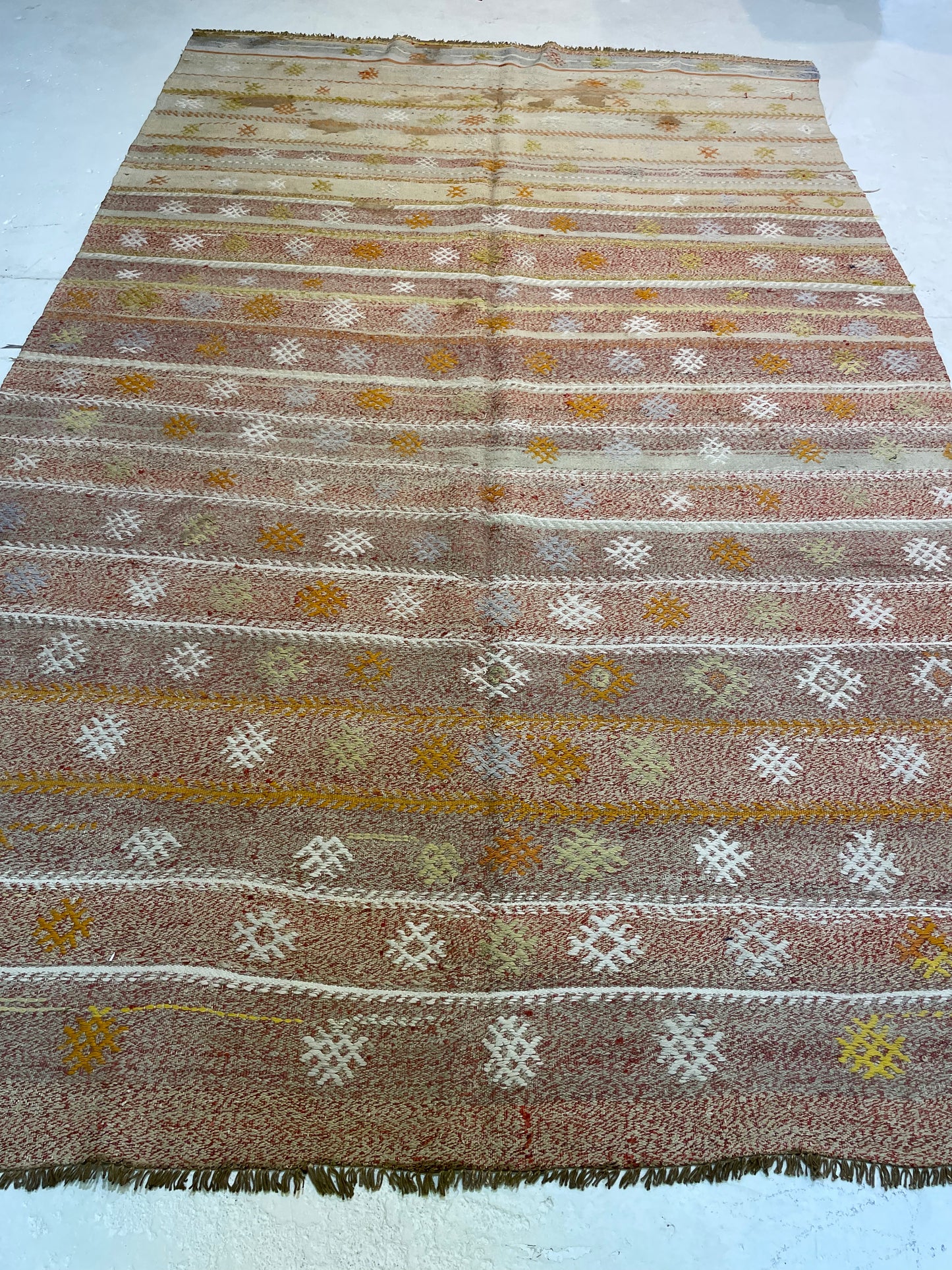 Hand-Knotted Wool Gallery Size Turkish Oushak 3'10" x 9'6"