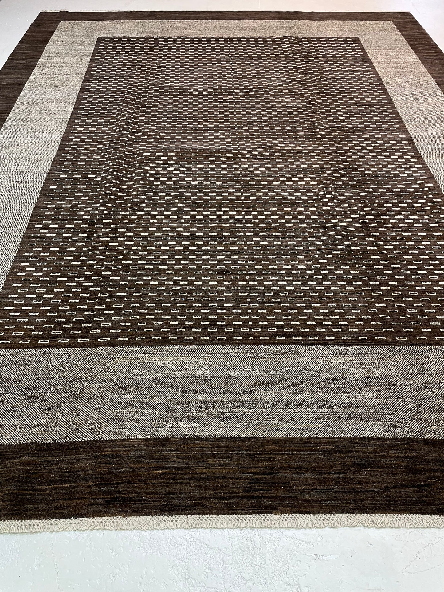 Hand-Knotted Wool Rug Turkish Oushak 9'4" x 11'9"