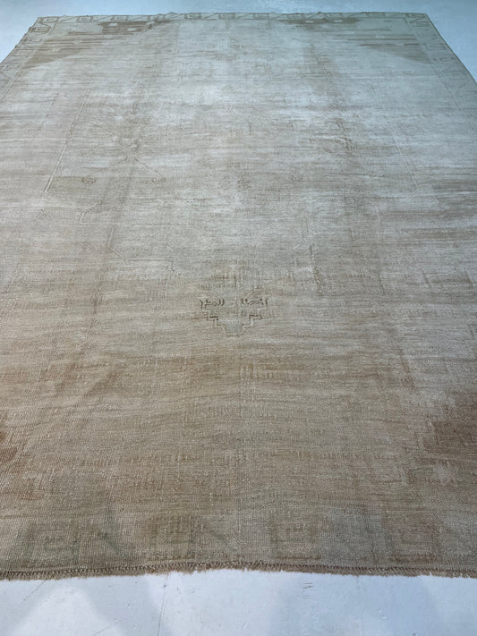 Hand-Knotted Wool Rug Turkish Oushak 9' x 11'9"