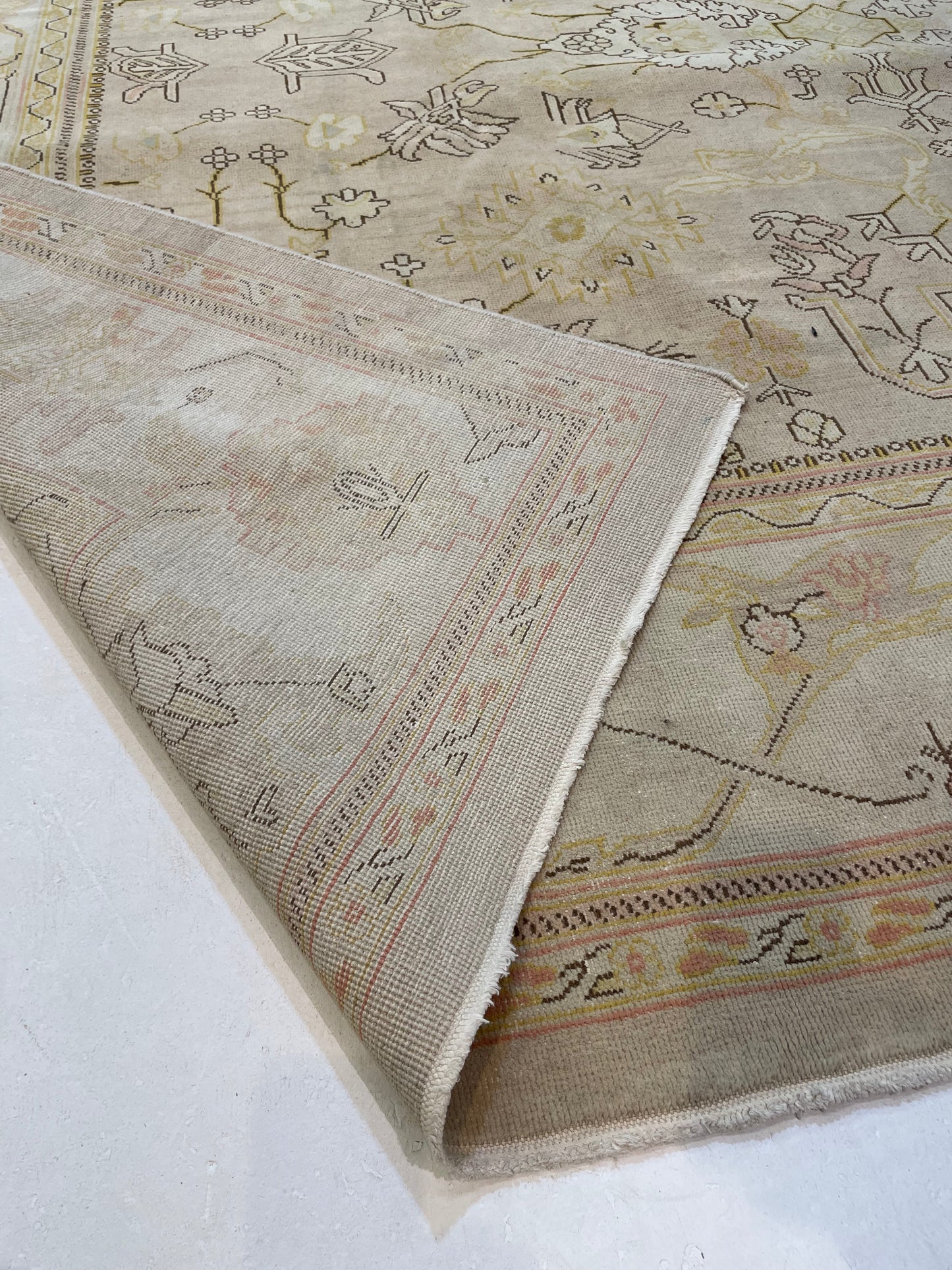 Hand-Knotted Wool Rug Turkish Oushak 9' x 11'8"