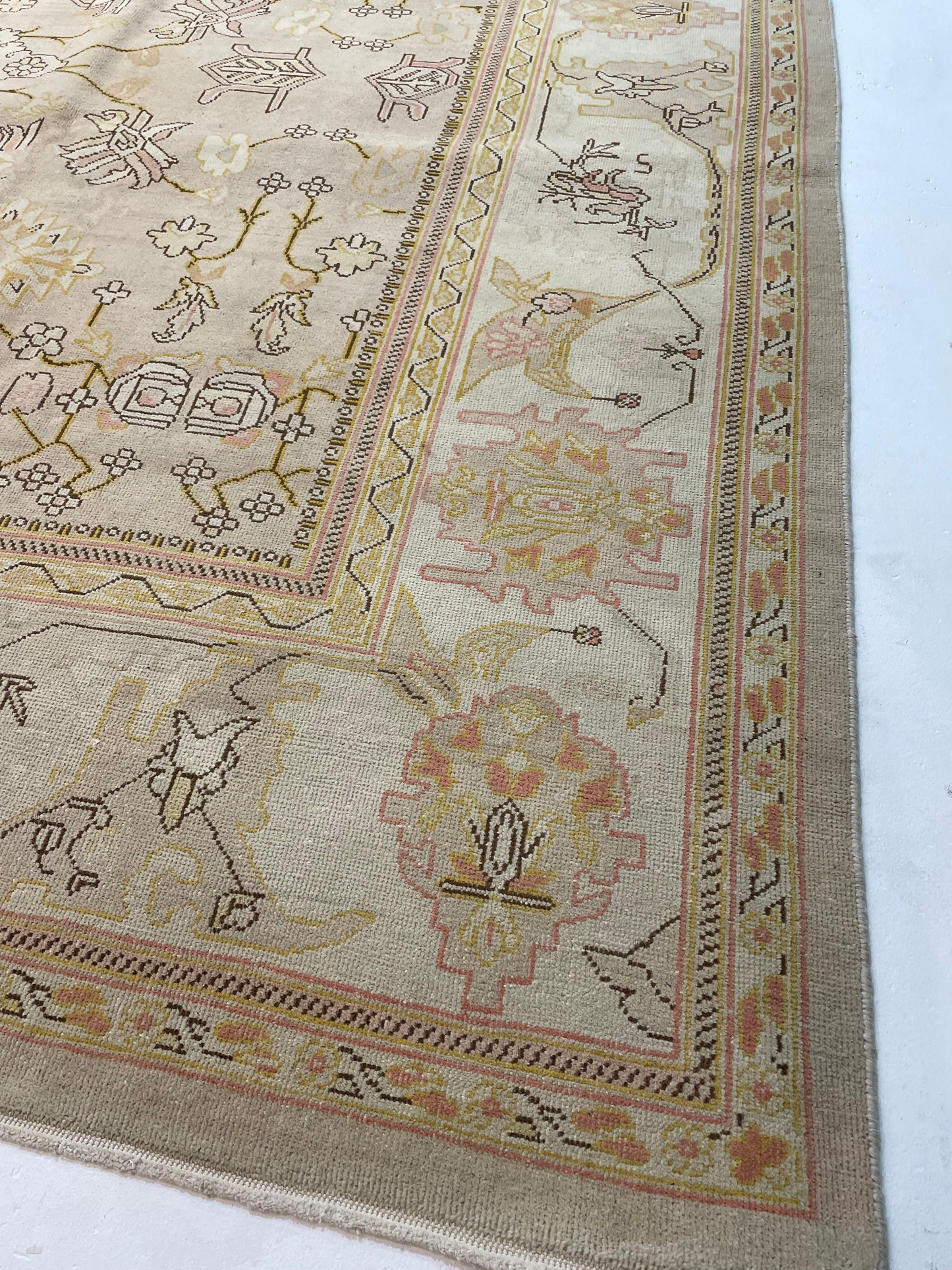 Hand-Knotted Wool Rug Turkish Oushak 9' x 11'8"