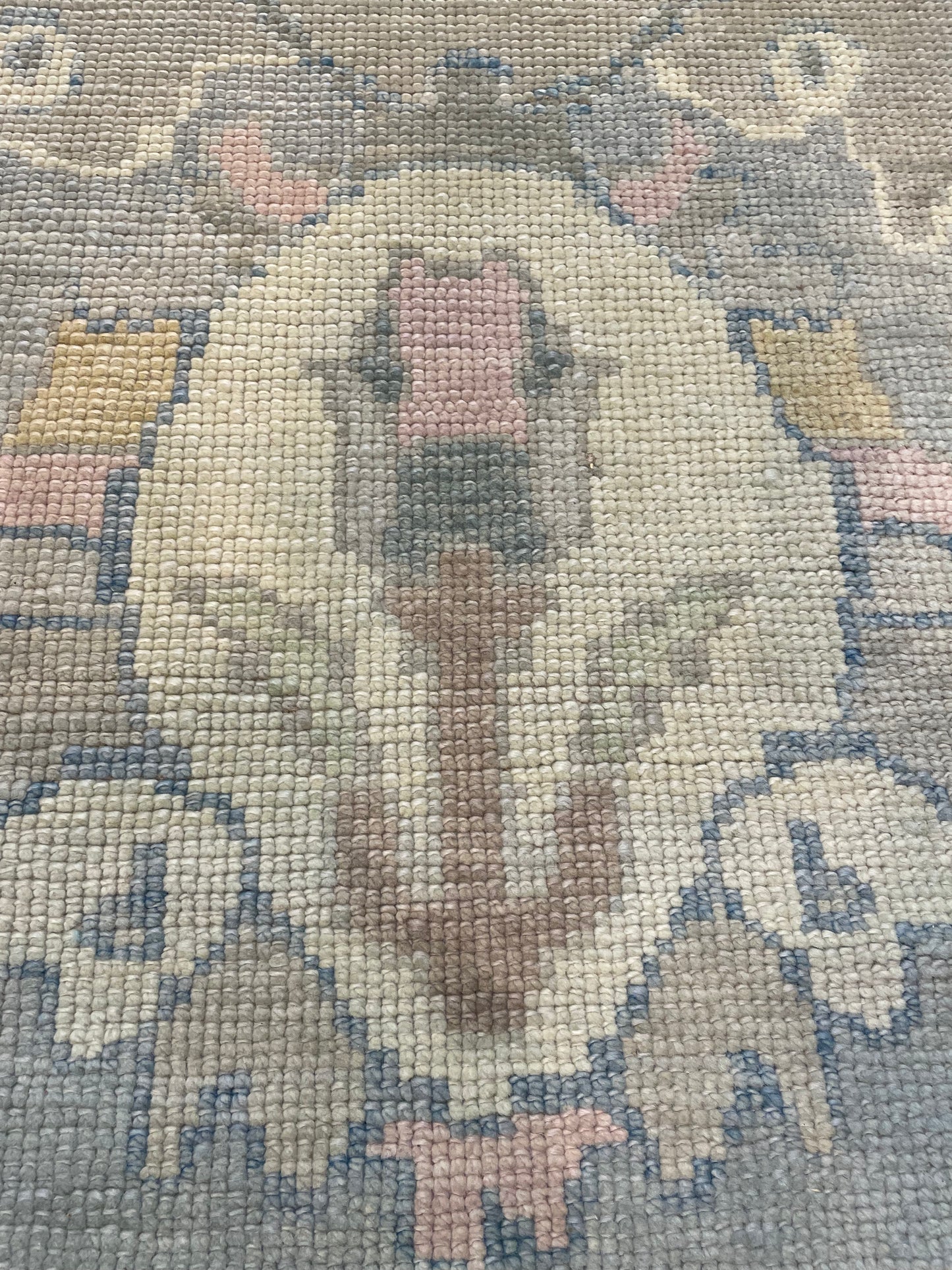 Hand-Knotted Wool Rug Turkish Oushak 8'8" x 11'11"