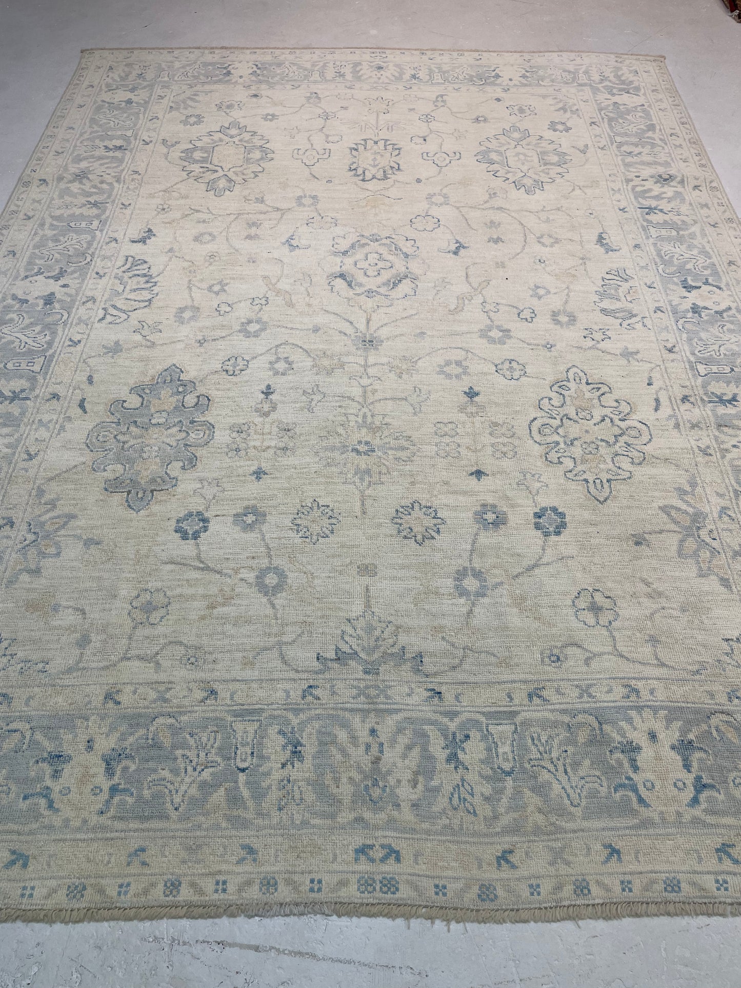 Hand-Knotted Wool Rug Turkish Oushak 7'2" x 9'9"