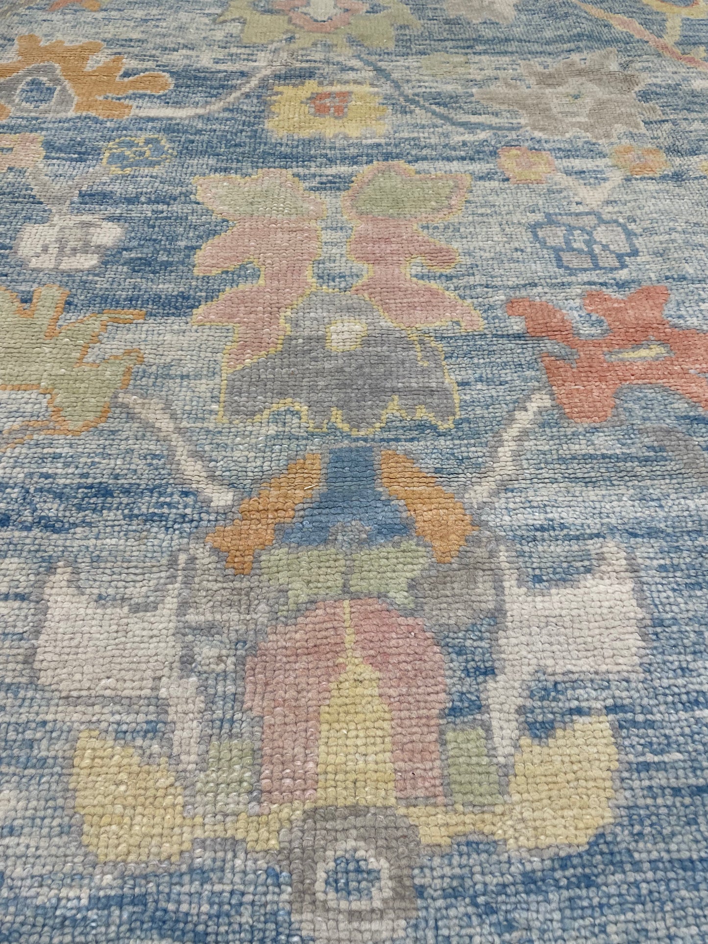 Hand-Knotted Wool Rug Turkish Oushak 9'9" x 12'4"