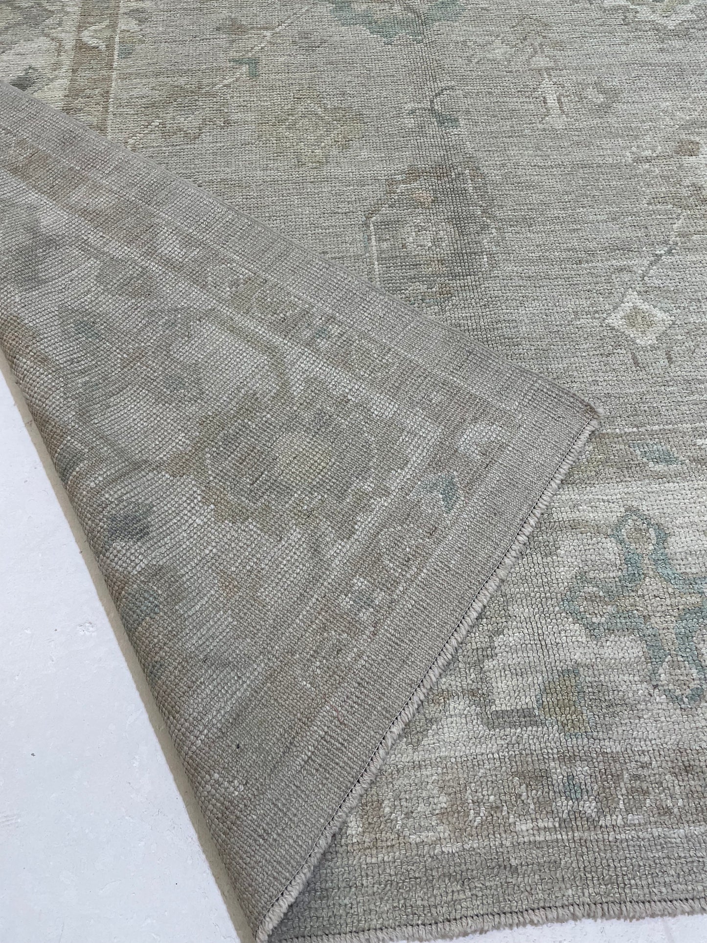 Hand-Knotted Wool Rug Turkish Oushak 9'6" x 12'11"