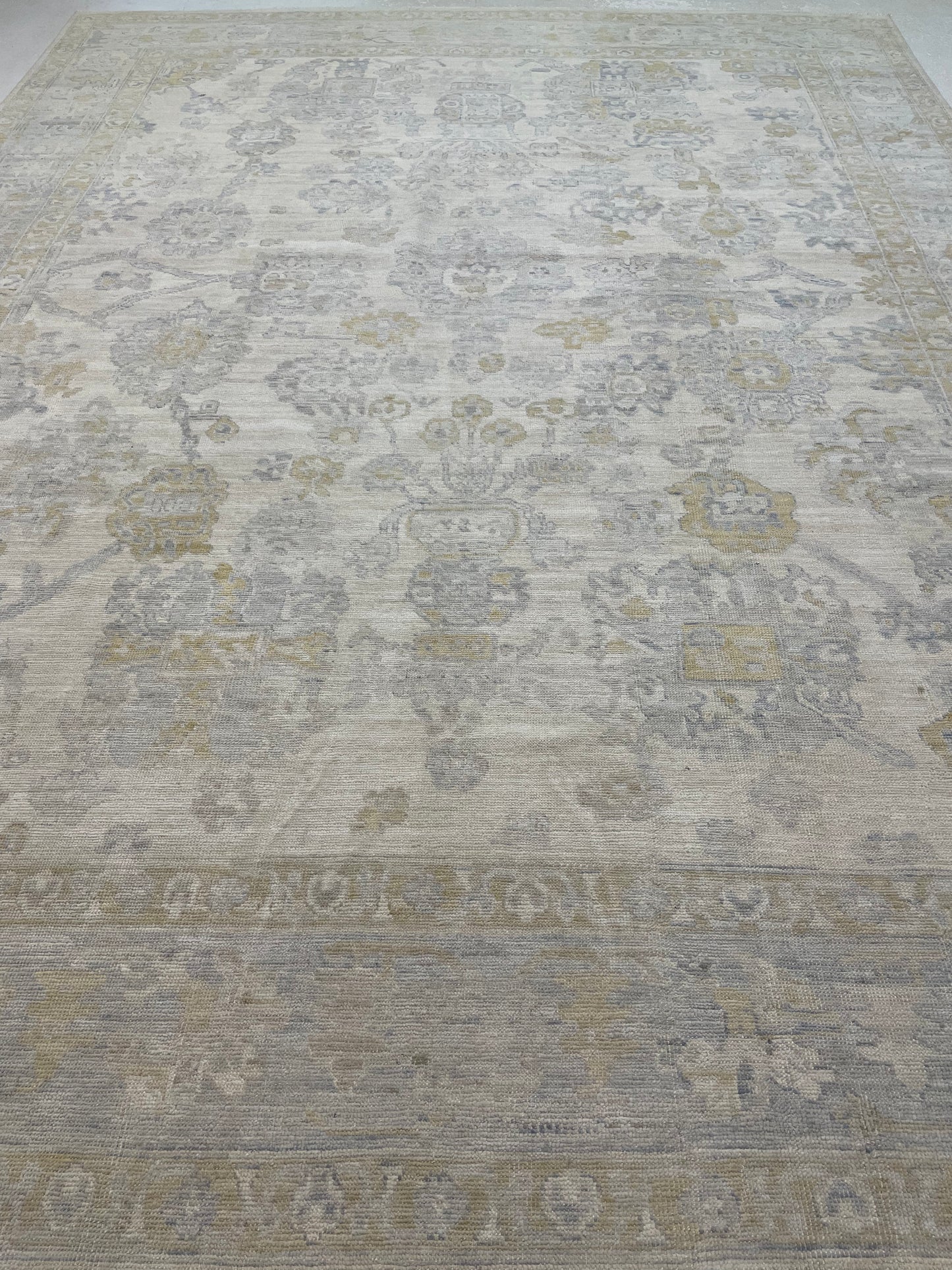 Hand-Knotted Wool Rug Turkish Oushak 8'7" x 11'8"