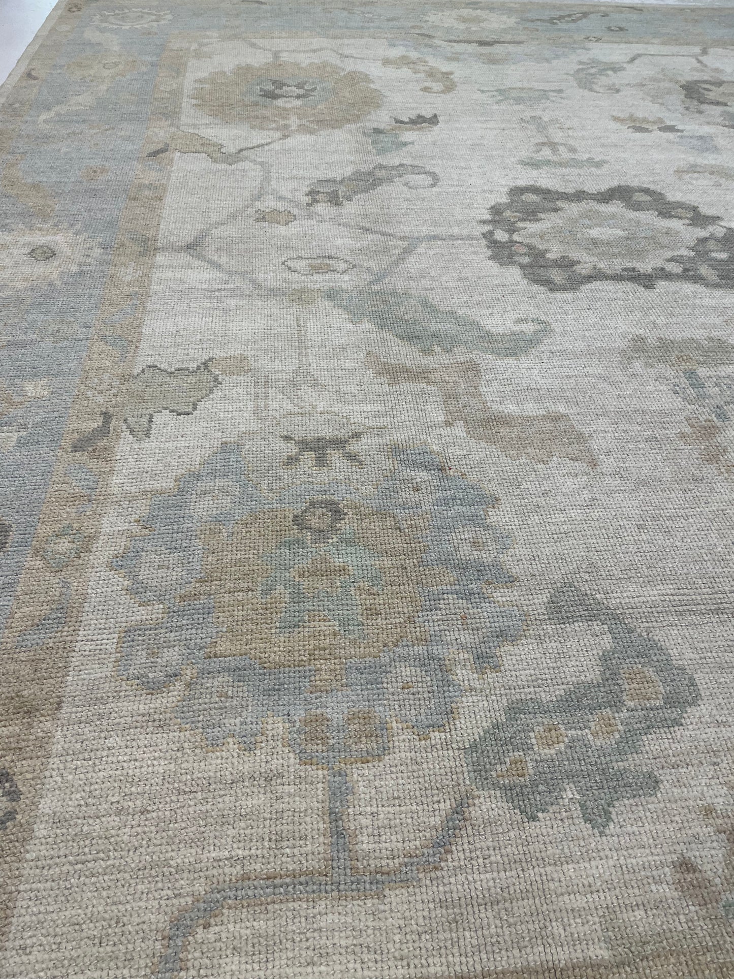 Hand-Knotted Wool Rug Turkish Oushak 8'2" x 10'5"