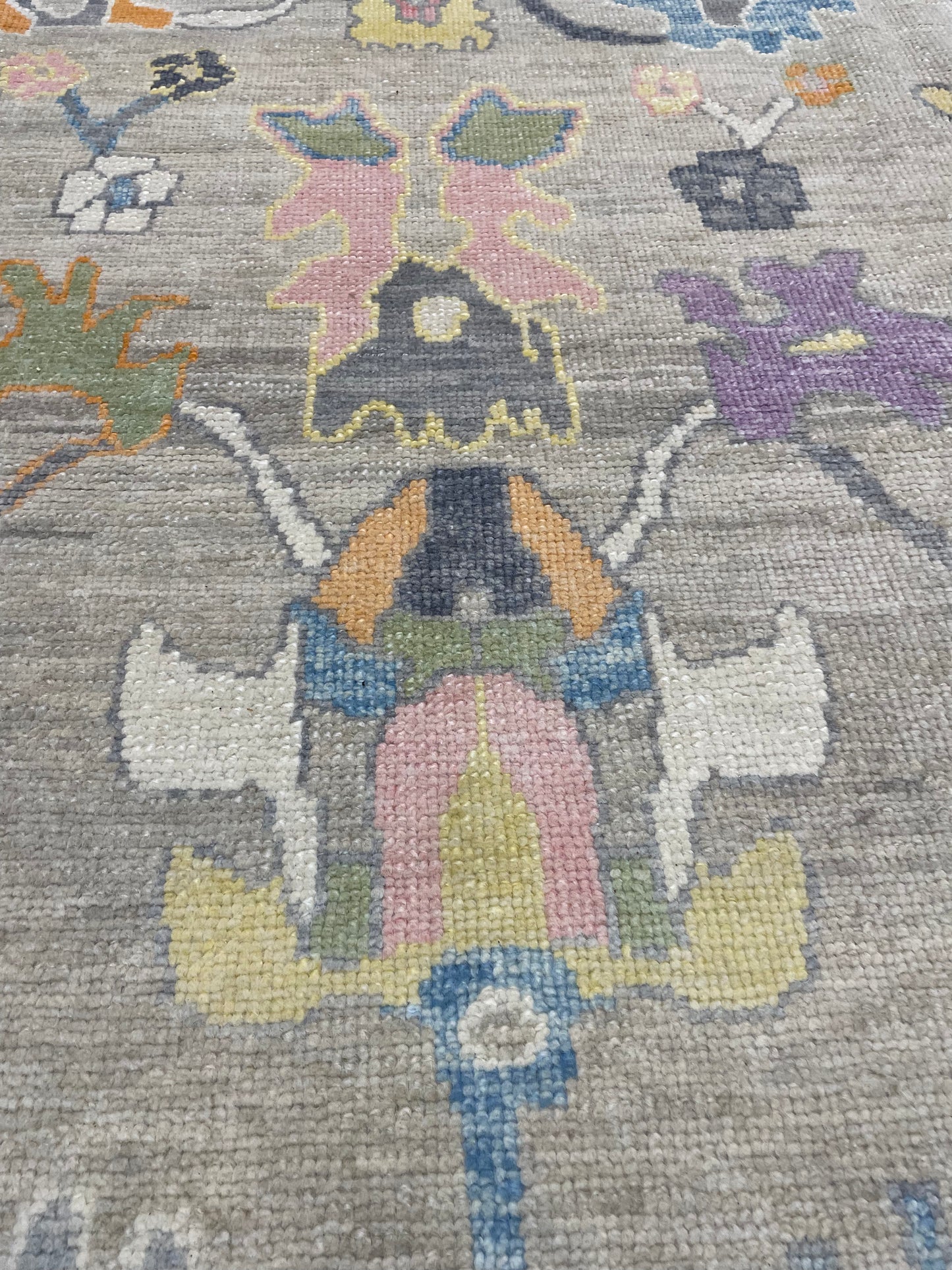 Hand-Knotted Wool Rug Turkish Oushak 9'2" x 12'8"