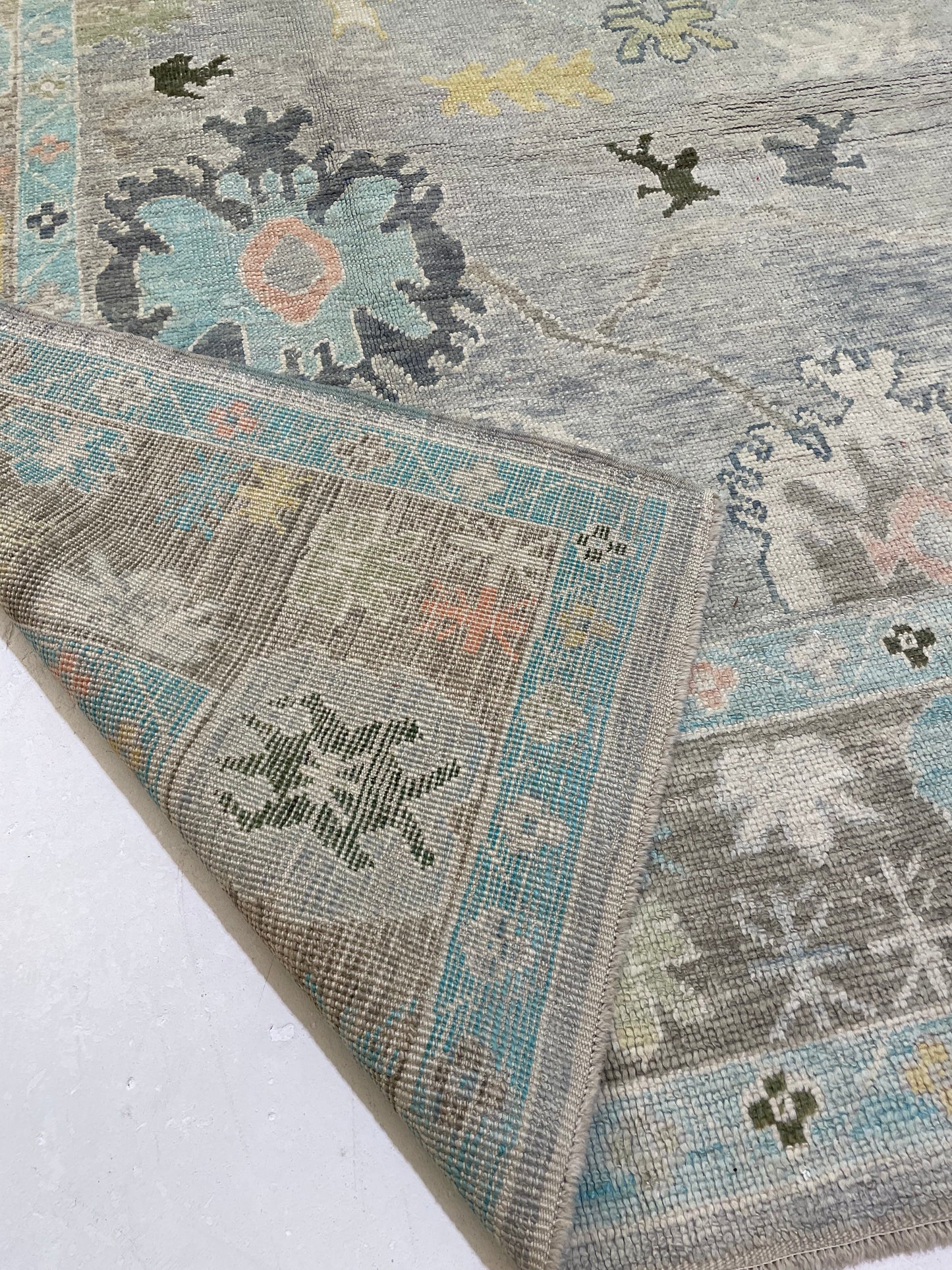 Hand-Knotted Wool Rug Turkish Oushak 8'9" x 11'10"