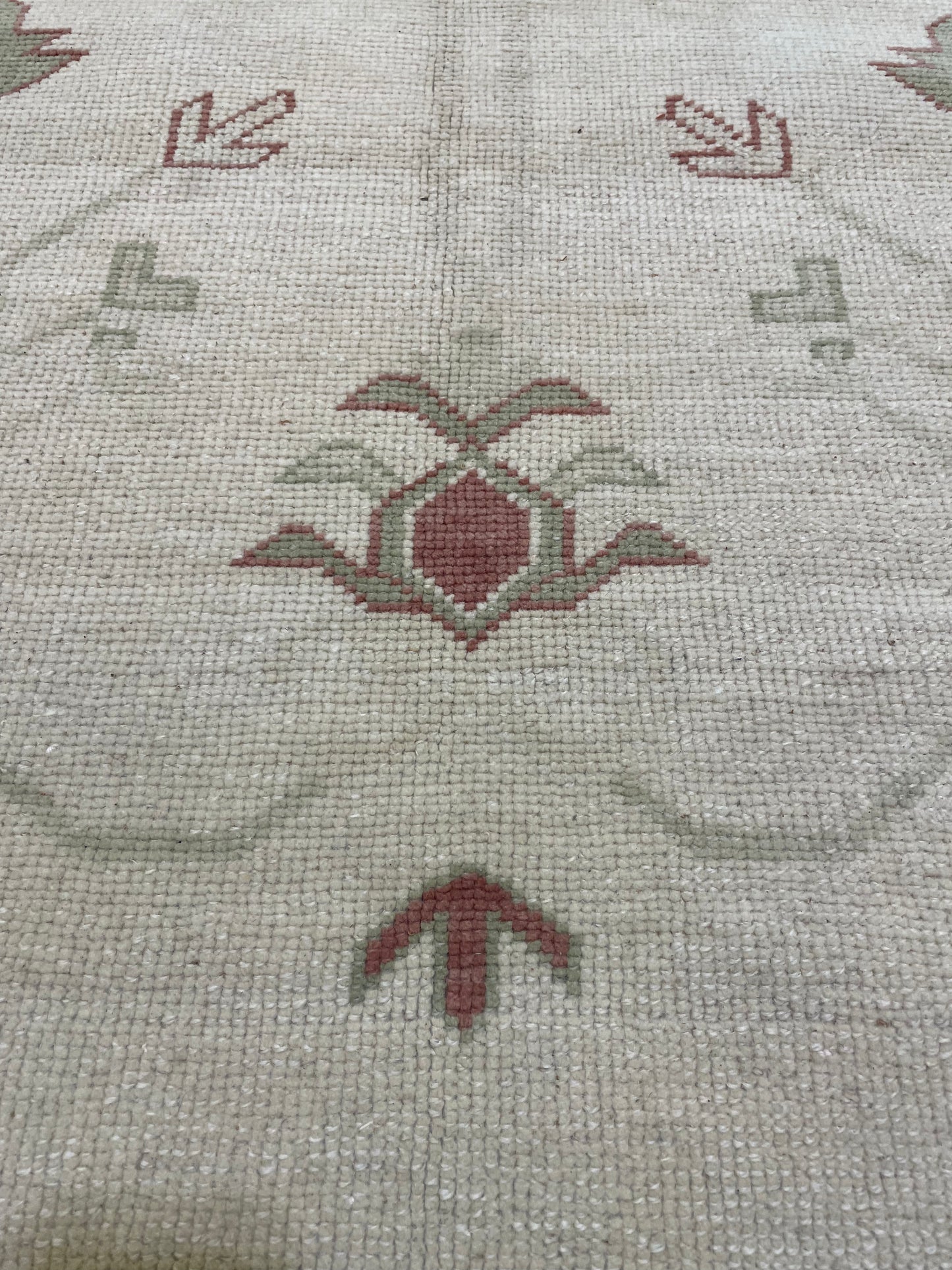 Hand-Knotted Wool Rug Turkish Oushak 8'10" x 11'11"