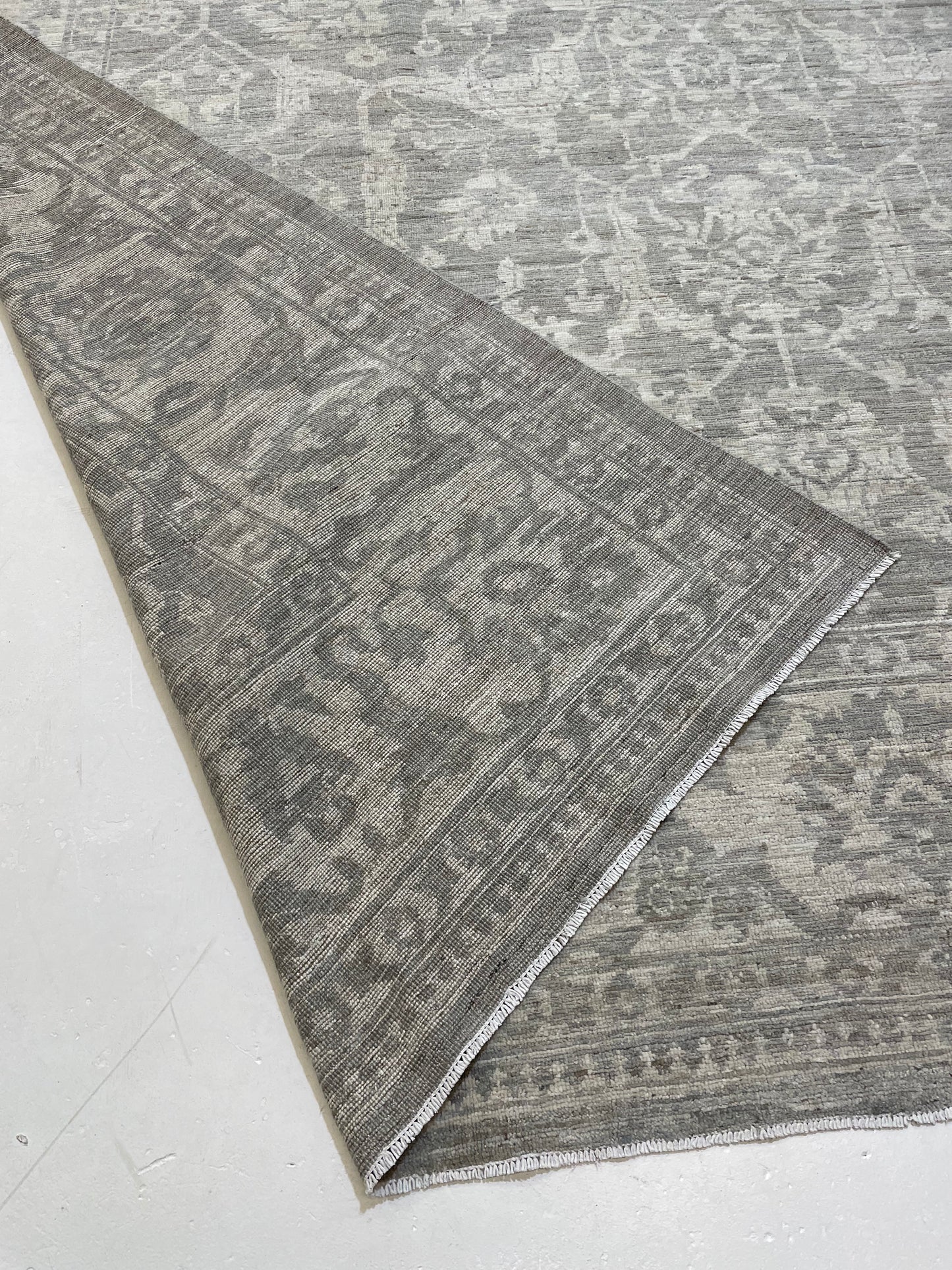 Hand-Knotted Wool Rug Turkish Oushak 10'6" x 13'10"