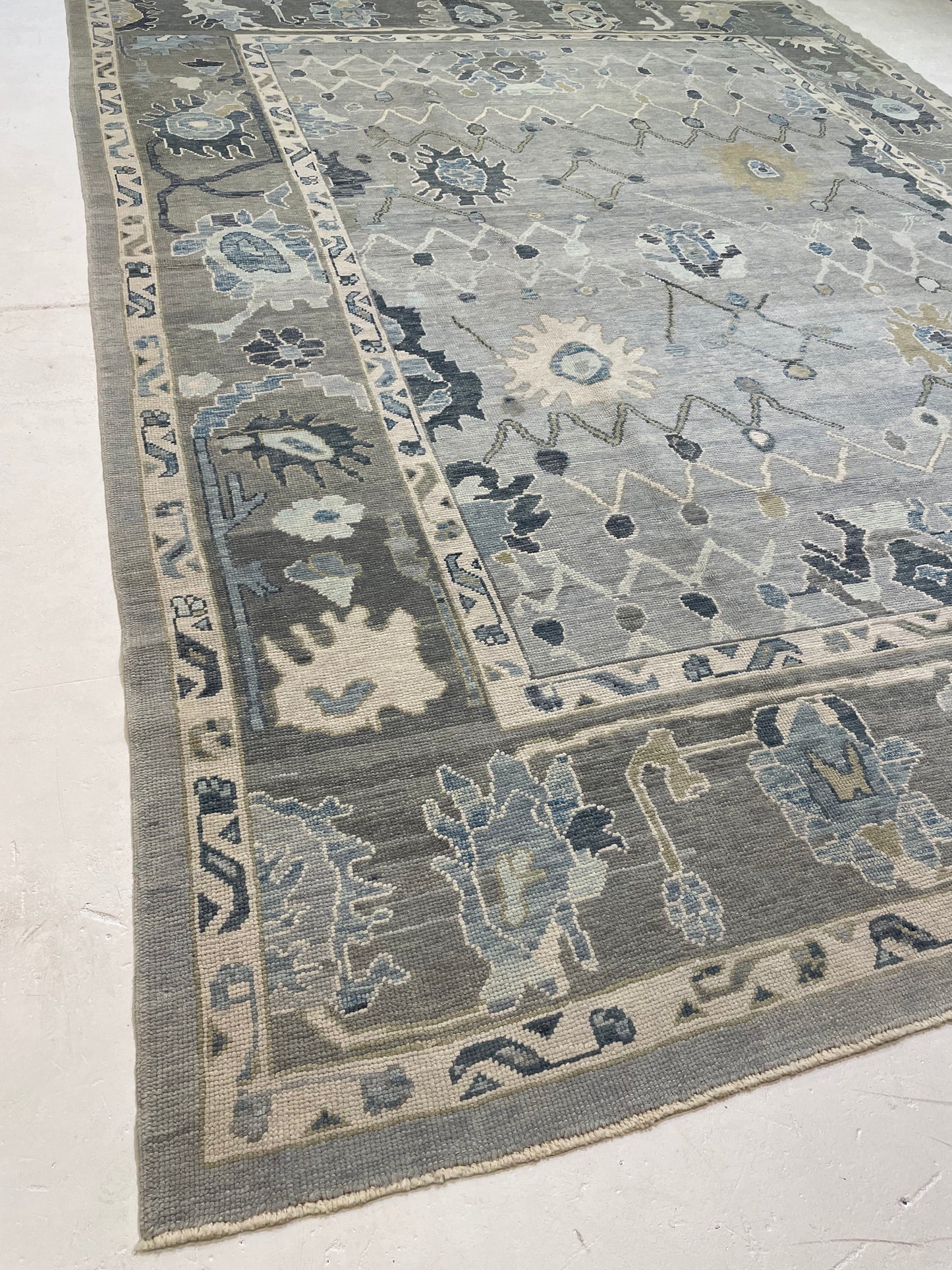 Hand-Knotted Wool Rug Turkish Oushak 10'4" x 14'1"