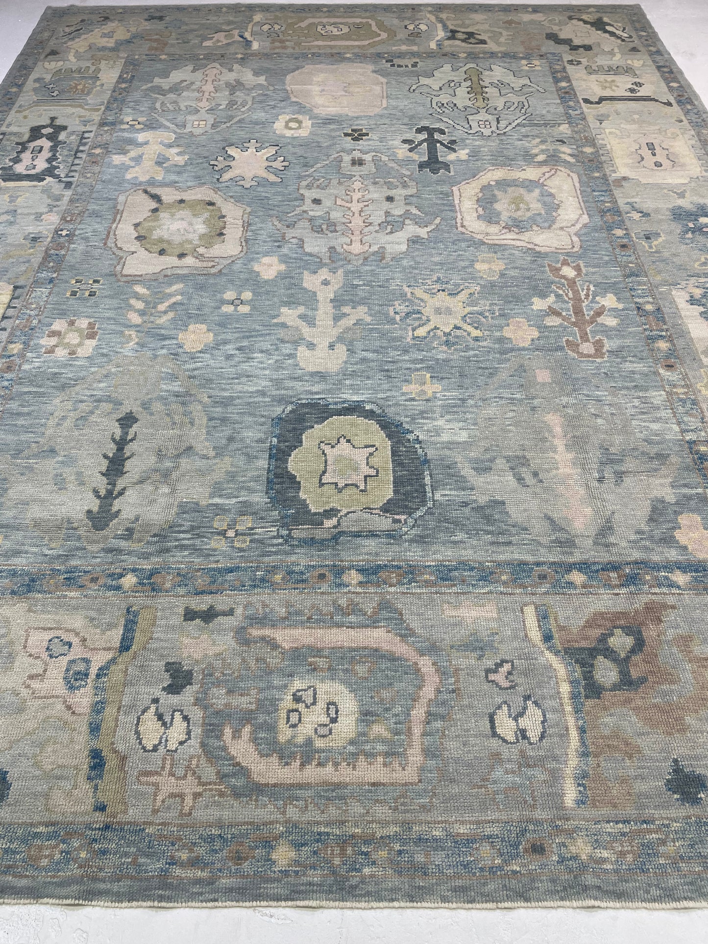 Hand-Knotted Wool Rug Turkish Oushak 10'5" x 13'7"