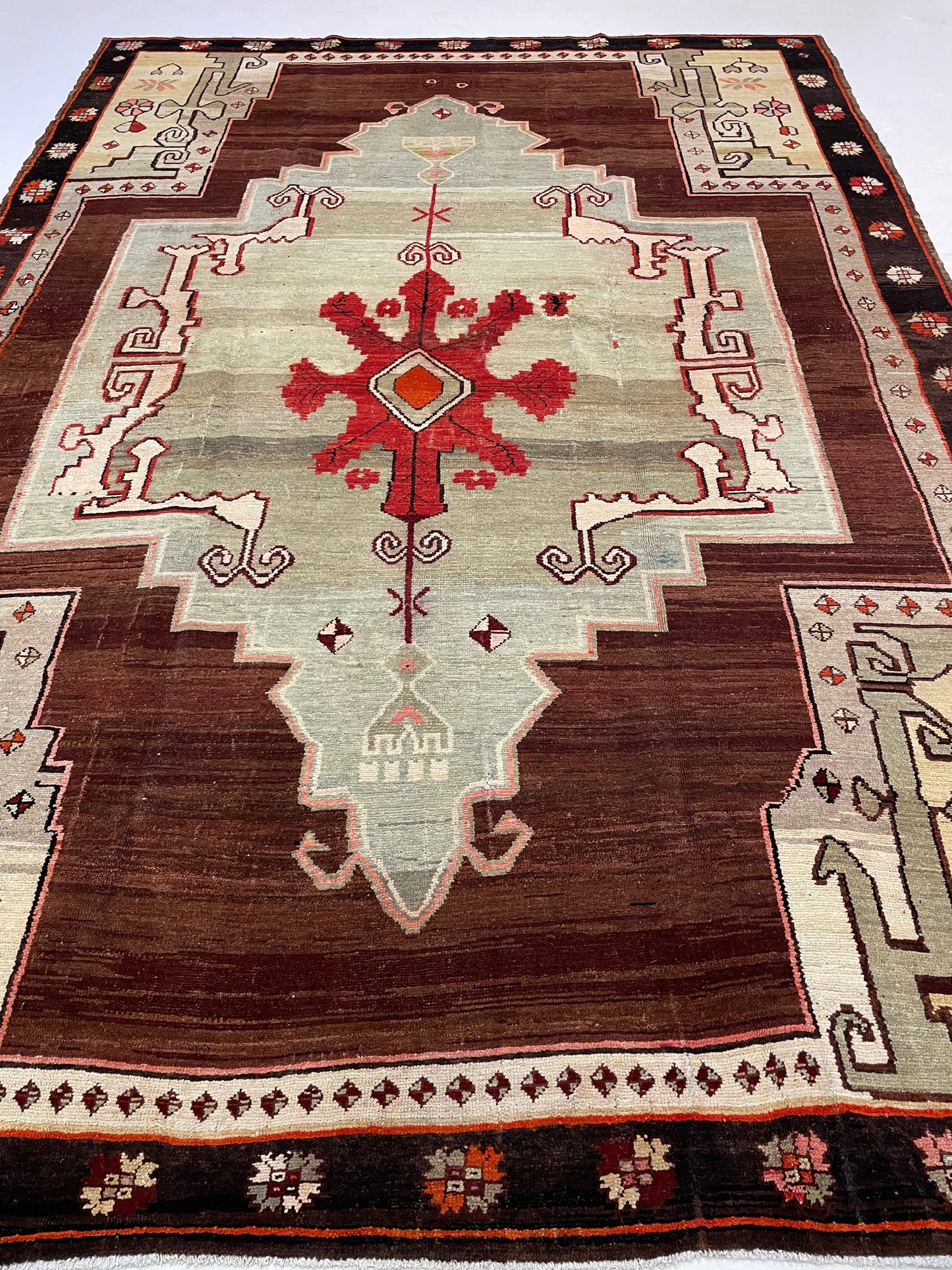 Hand-Knotted Wool Rug Turkish Oushak 8'2" x 11'8"