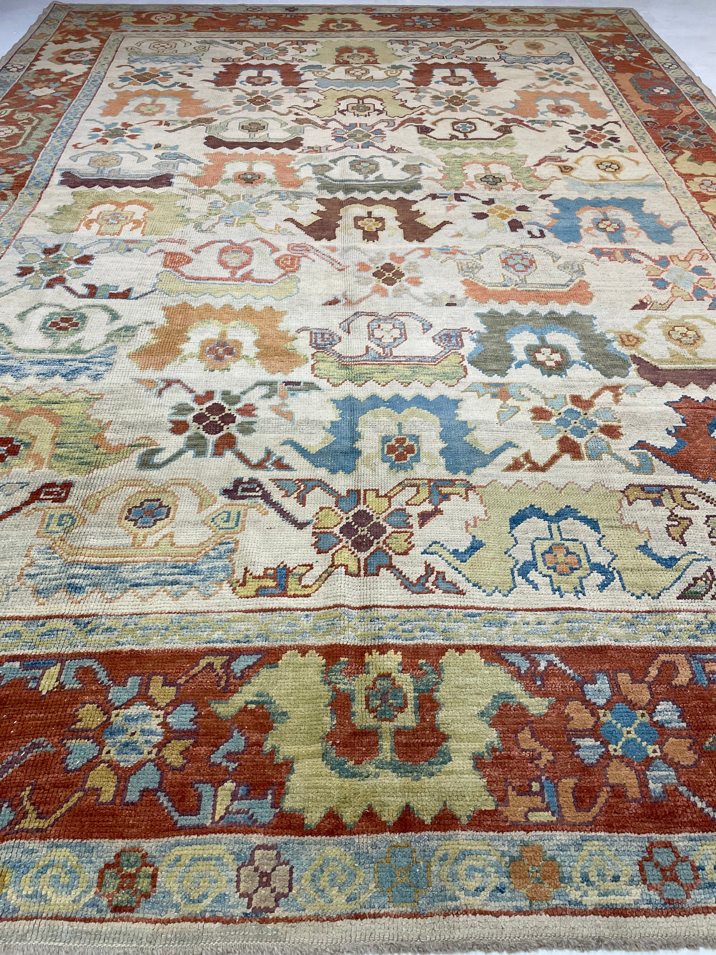 Hand-Knotted Wool Rug Turkish Oushak 10'7" x 14'10"