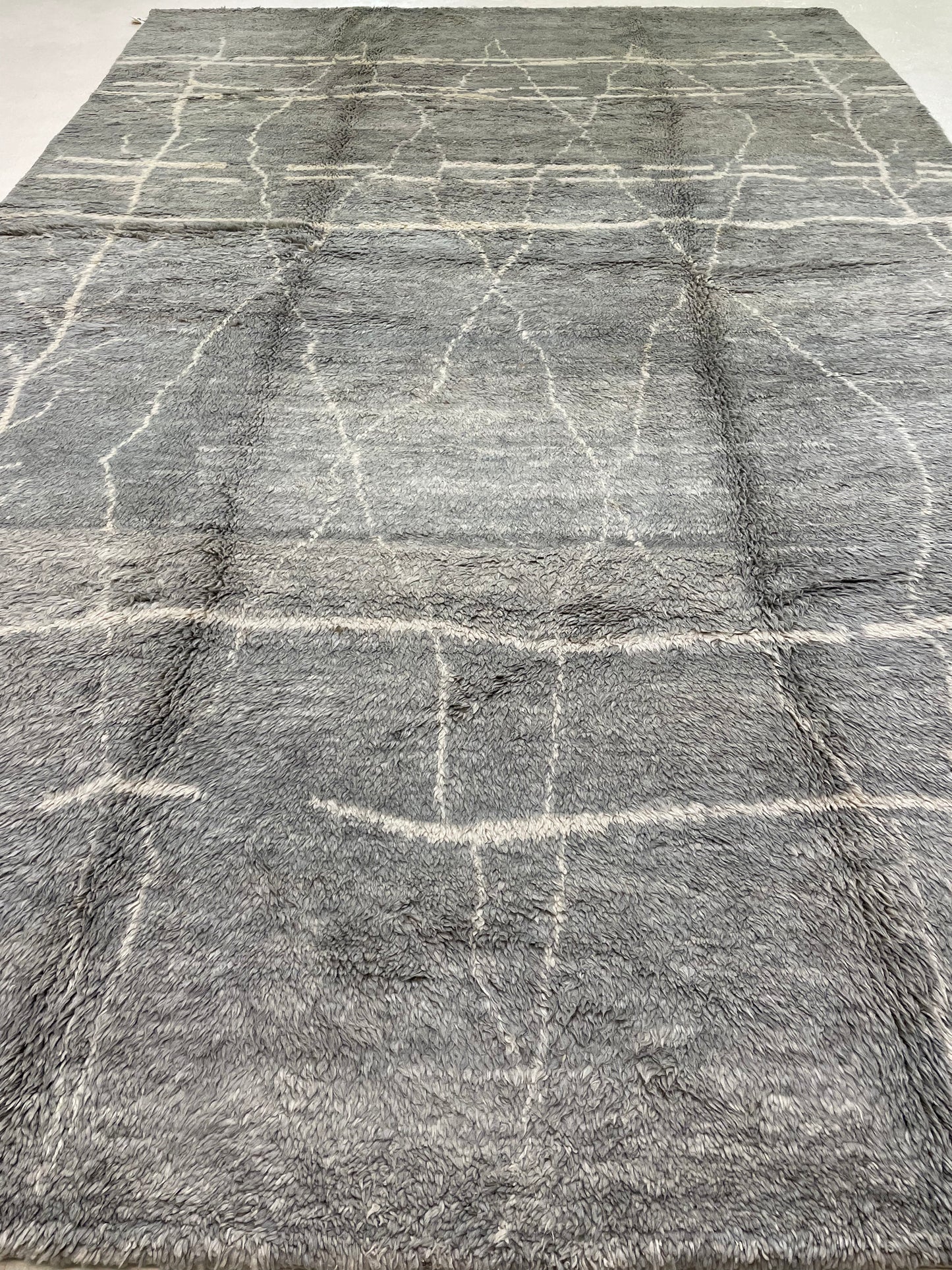 Hand-Knotted Wool Rug Turkish Oushak 9'6" x 14'