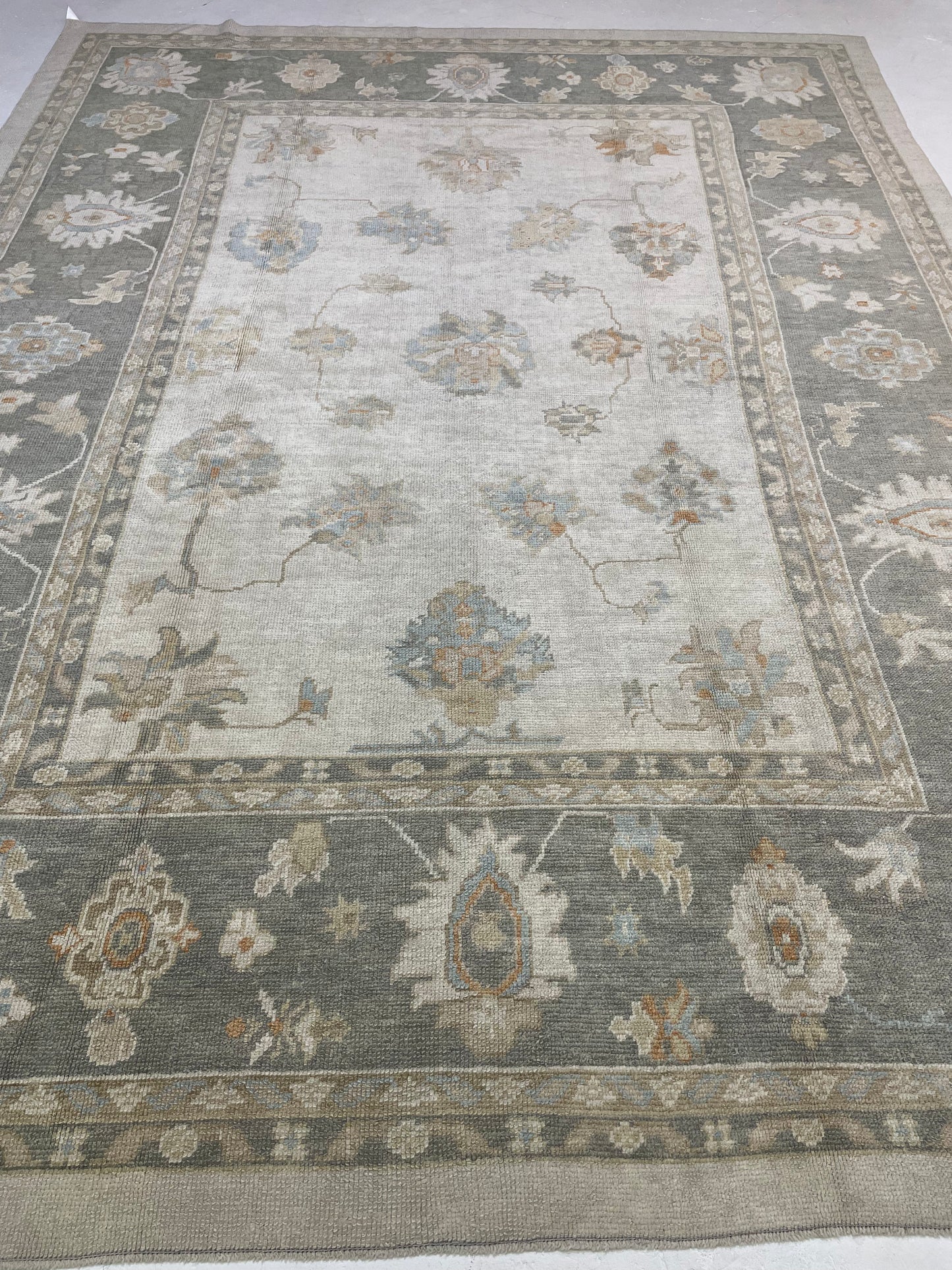 Hand-Knotted Wool Rug Turkish Oushak 9'1" x 11'10"