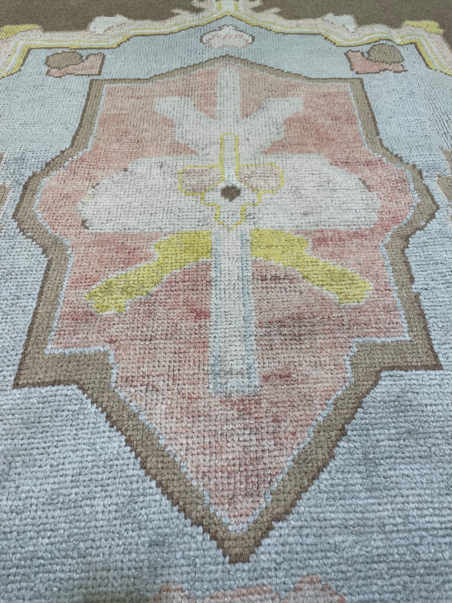 Hand-Knotted Wool Rug Turkish Oushak 8' x 11'5"