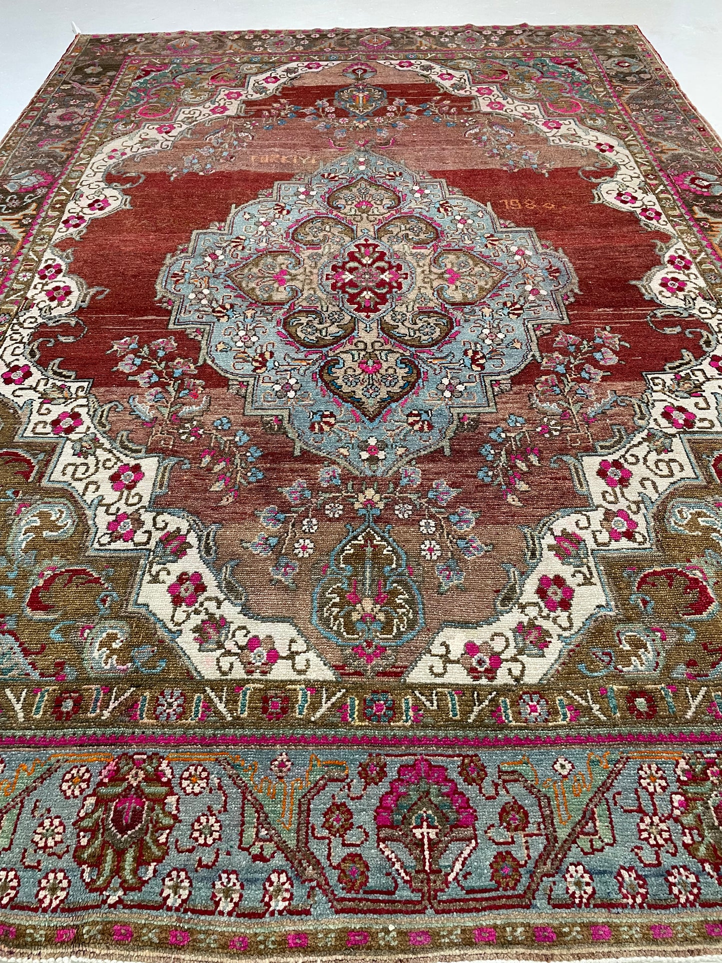 Hand-Knotted Wool Rug Turkish Oushak 8'10" x 12'5"