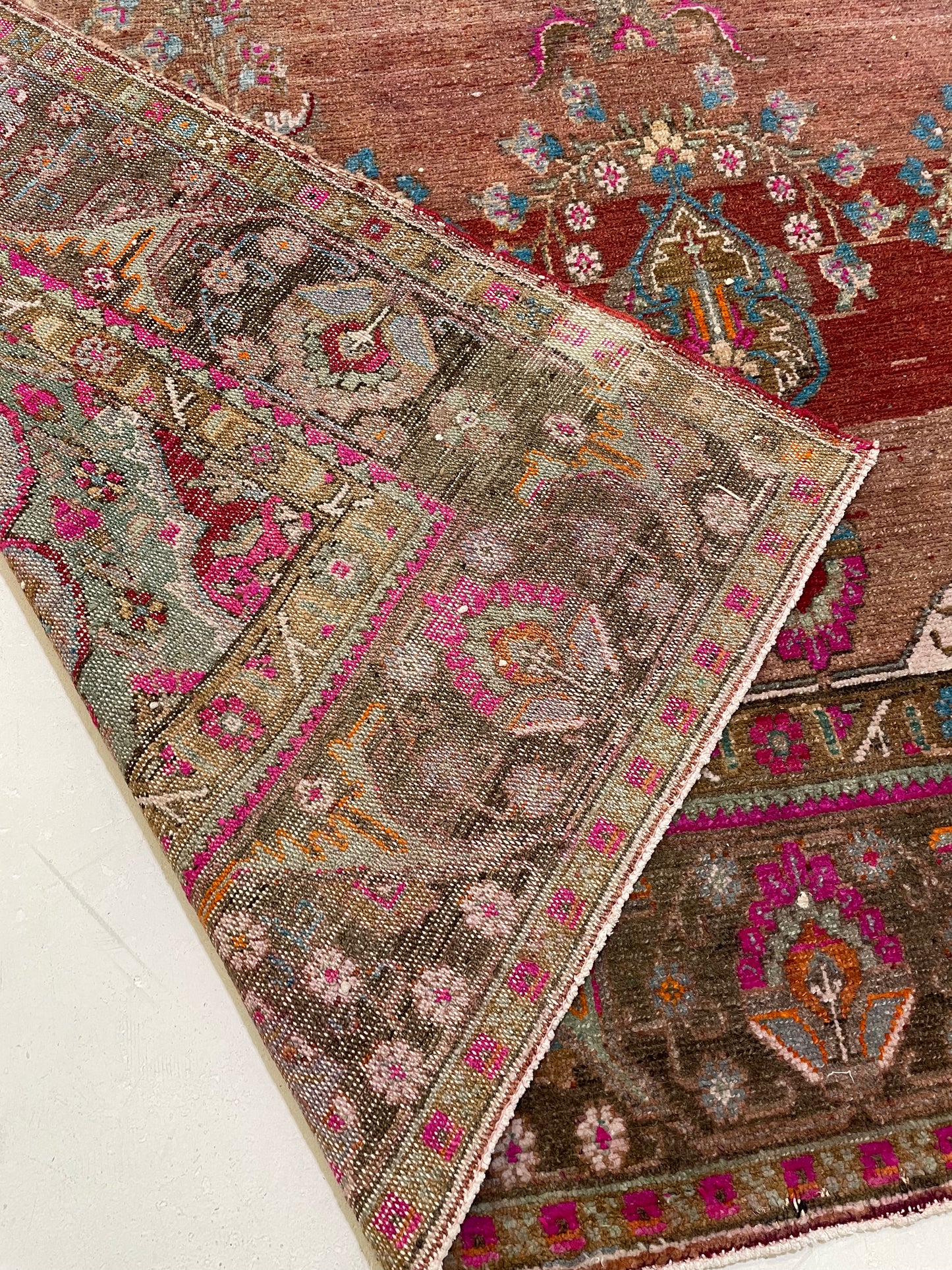 Hand-Knotted Wool Rug Turkish Oushak 8'10" x 12'5"