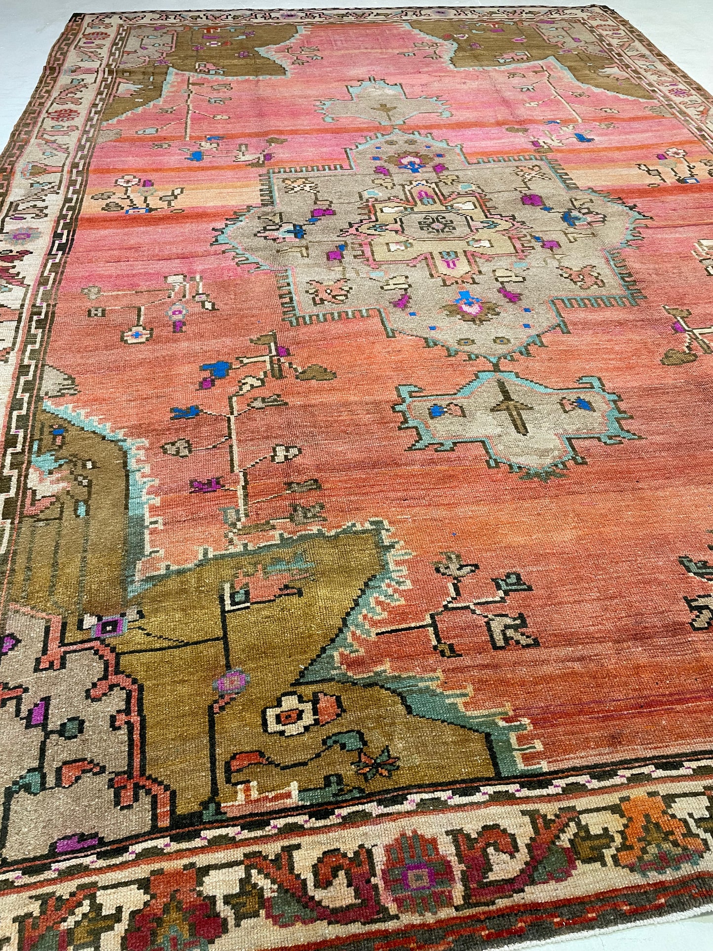 Hand-Knotted Wool Rug Turkish Oushak 9'7" x 14'1"