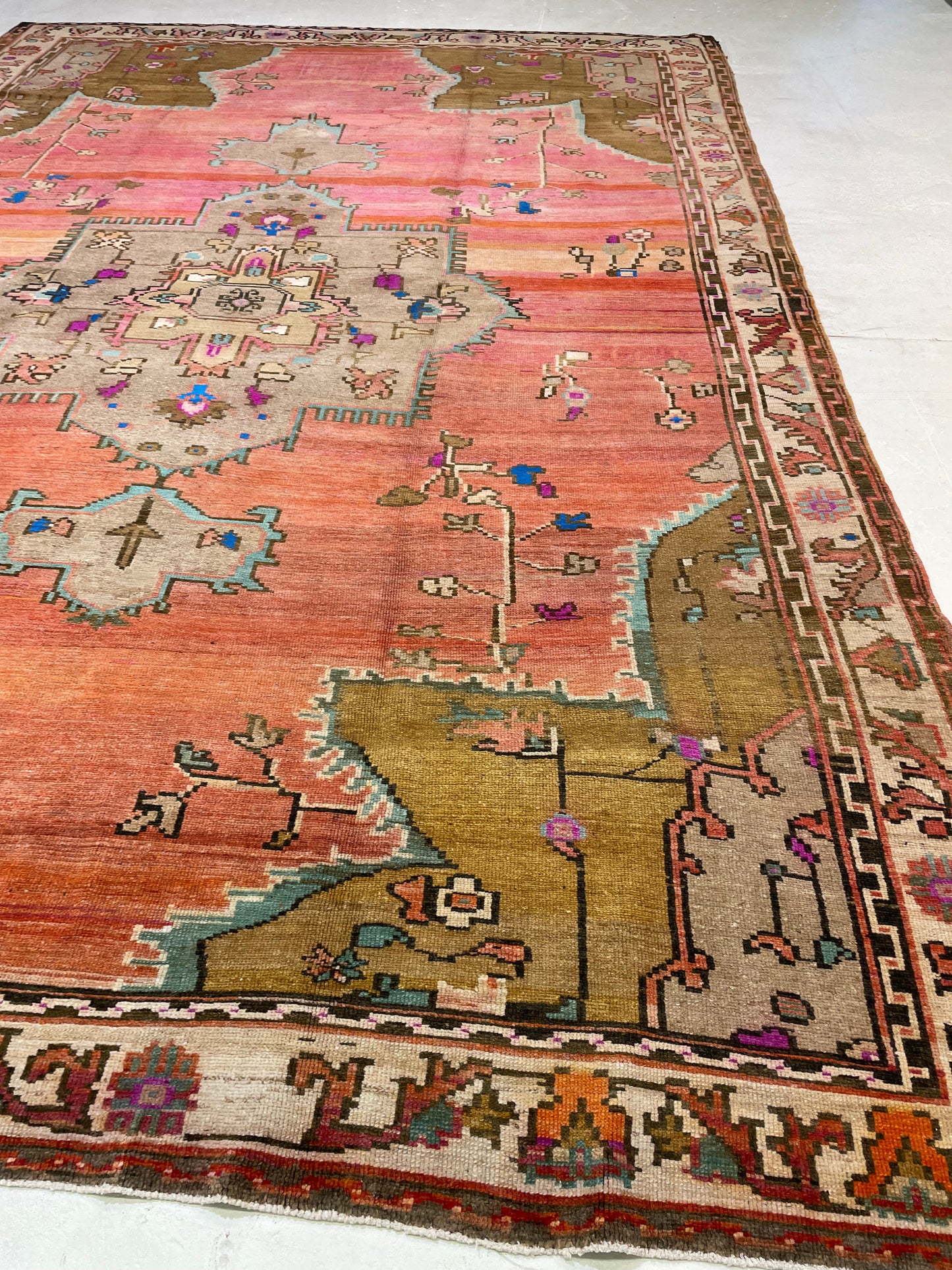 Hand-Knotted Wool Rug Turkish Oushak 9'7" x 14'1"