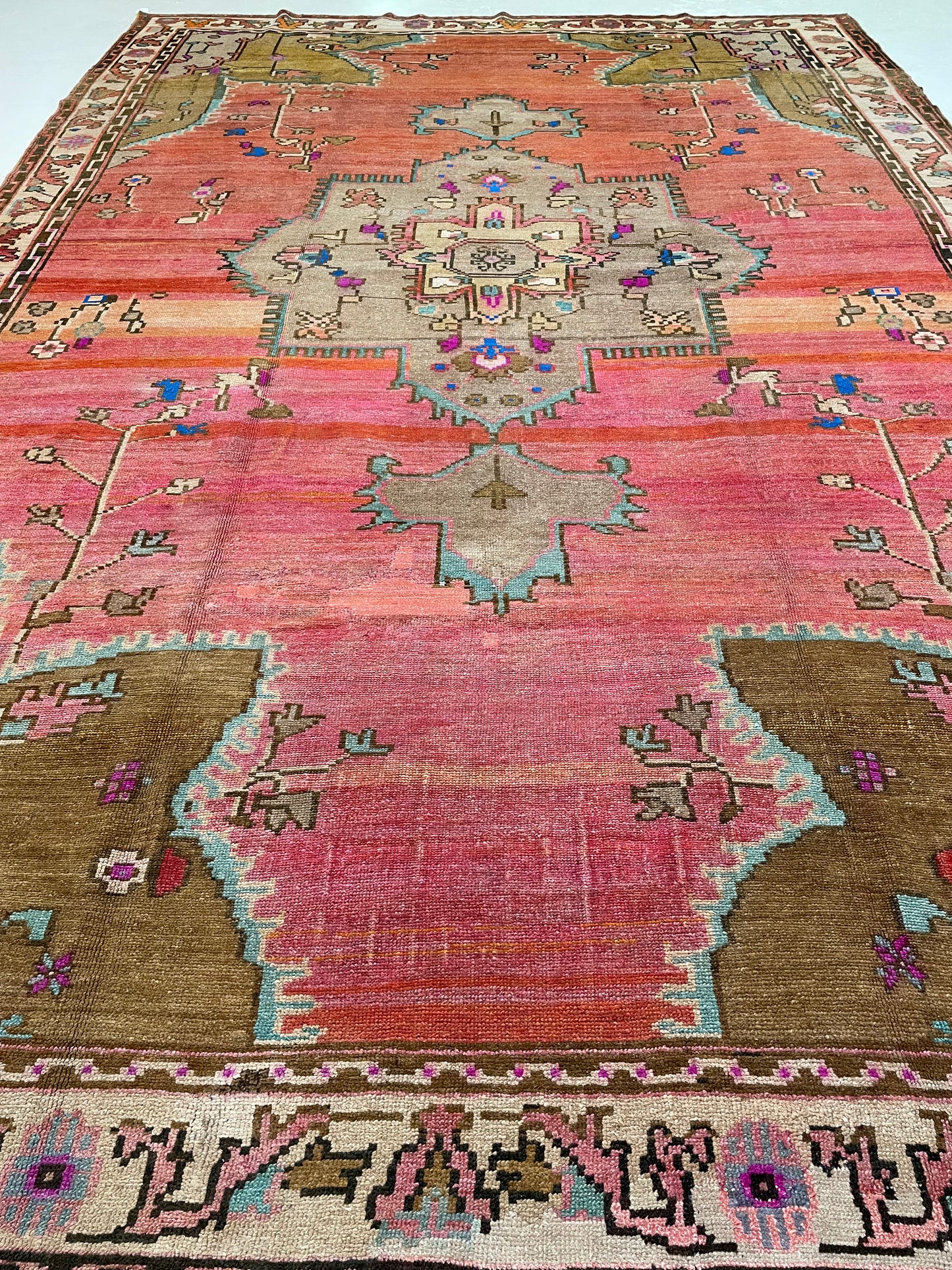 Hand-Knotted Wool Rug Turkish Oushak 9'7" x 14'1"