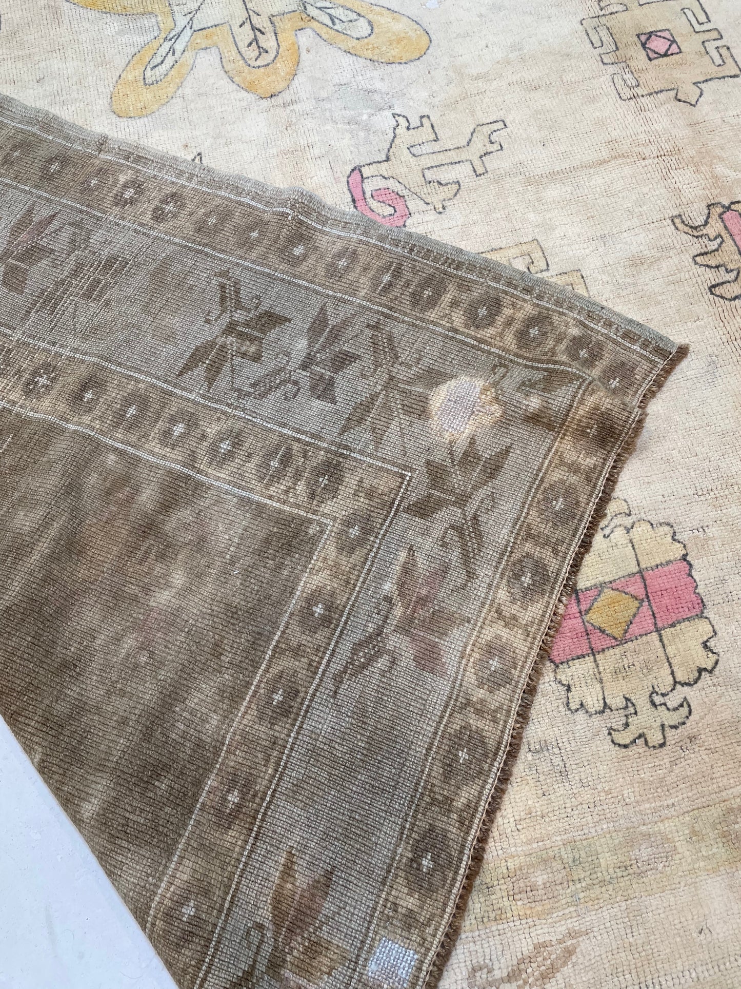 Hand-Knotted Wool Rug Turkish Oushak 7'3" x 10'