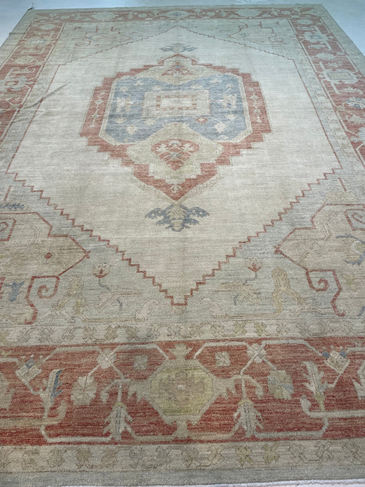 Hand-Knotted Wool Rug Turkish Oushak 9'9" x 13'3"