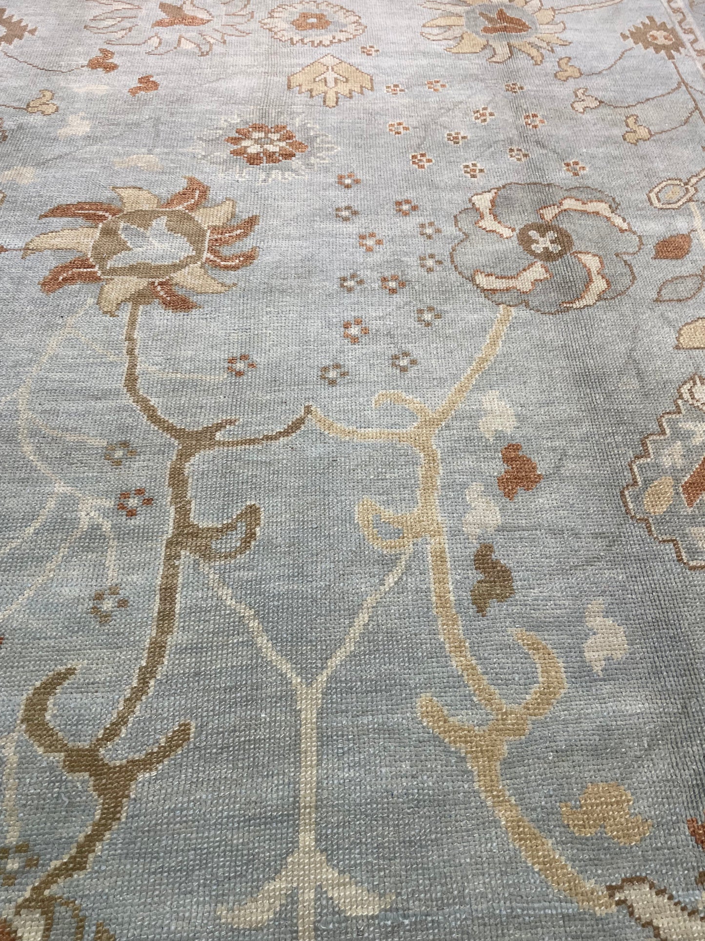 Hand-Knotted Wool Rug Turkish Oushak 9'6" x 12'10"