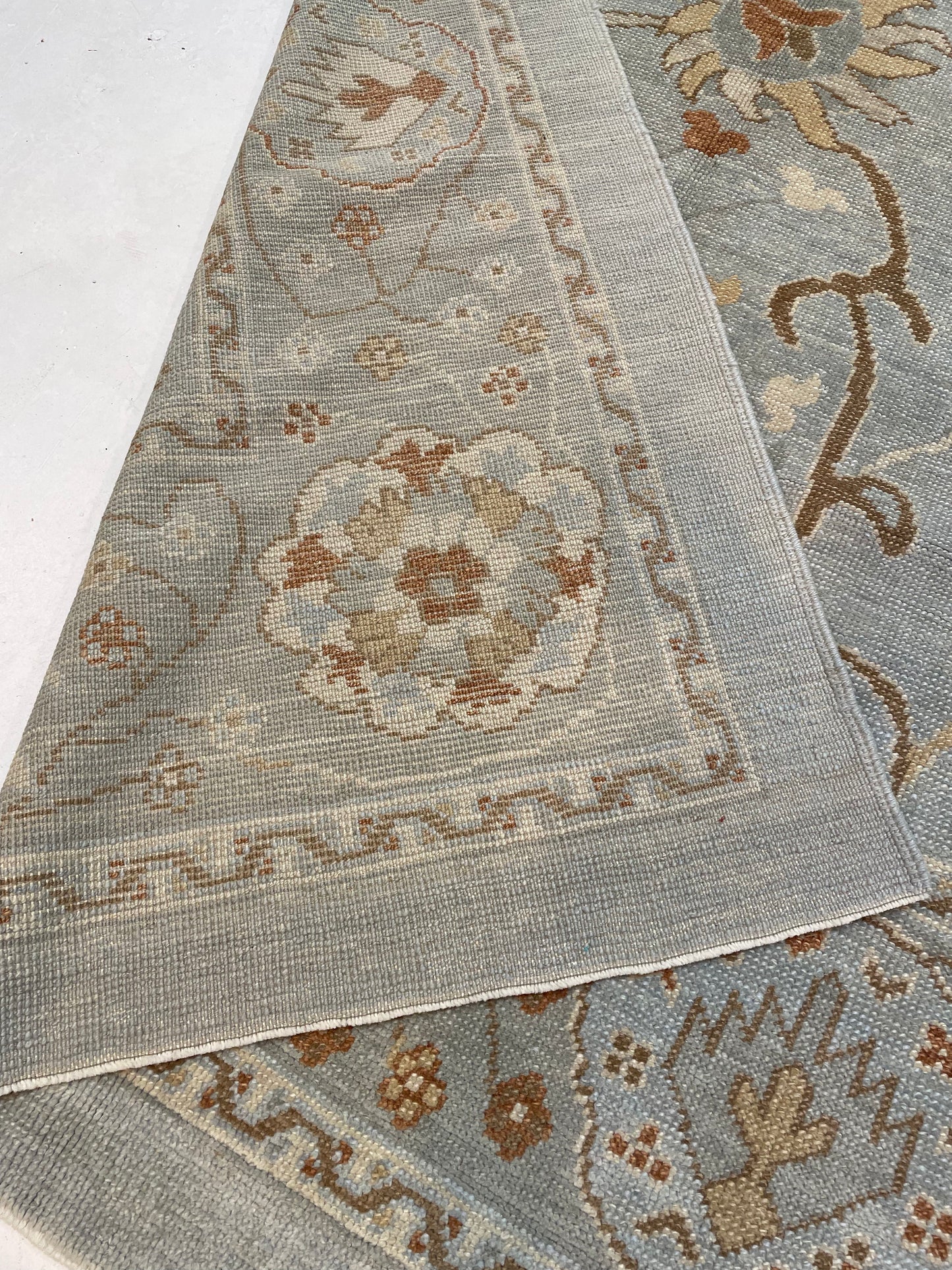 Hand-Knotted Wool Rug Turkish Oushak 9'6" x 12'10"
