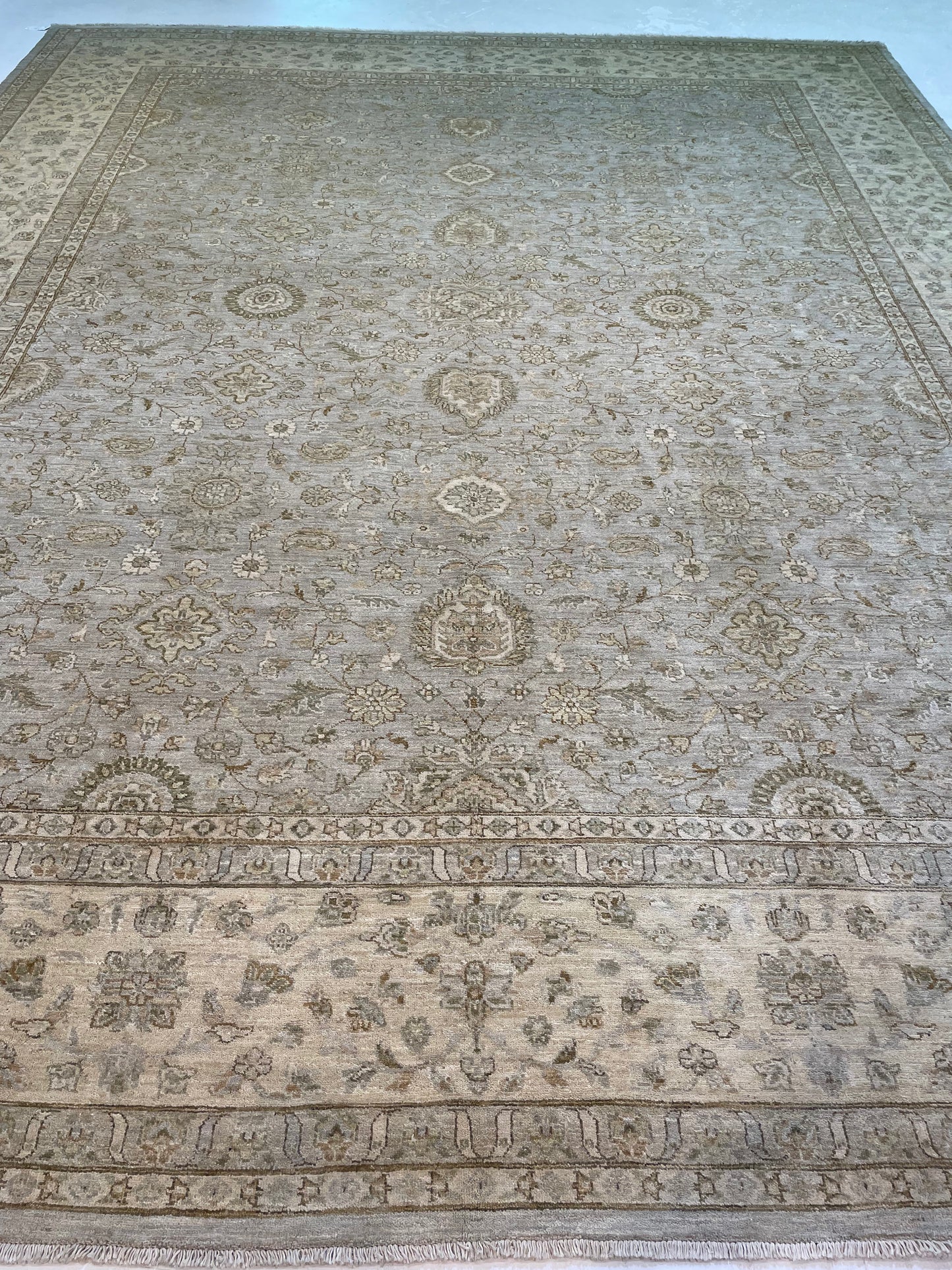 Hand-Knotted Wool Rug Pakistani Peshawar 12'3" x 15'1"