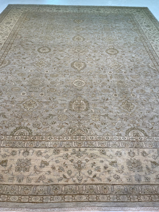 Hand-Knotted Wool Rug Pakistani Peshawar 12'3" x 15'1"