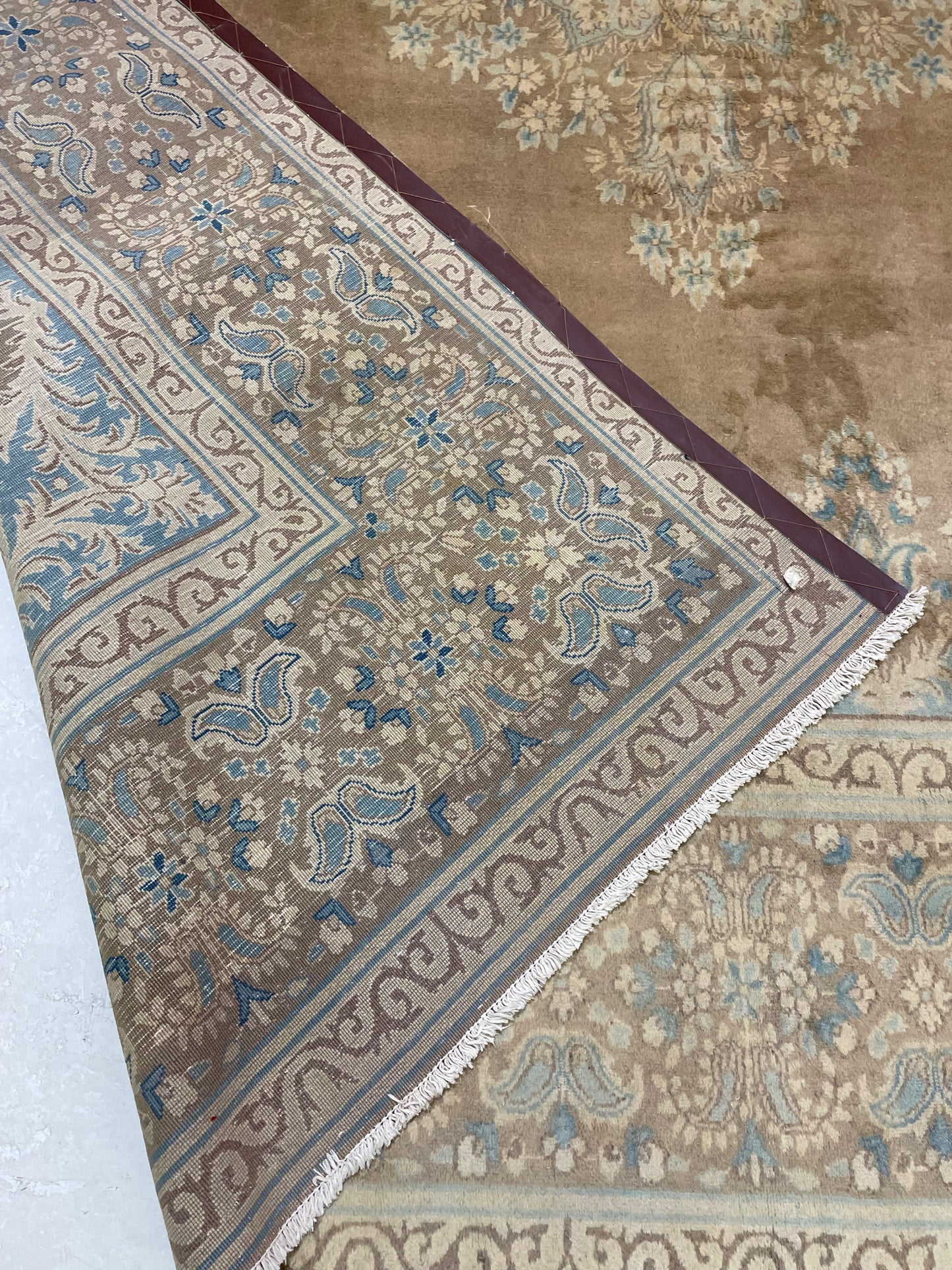 Hand-Knotted Wool Rug Turkish Oushak 9'7" x 12'7"