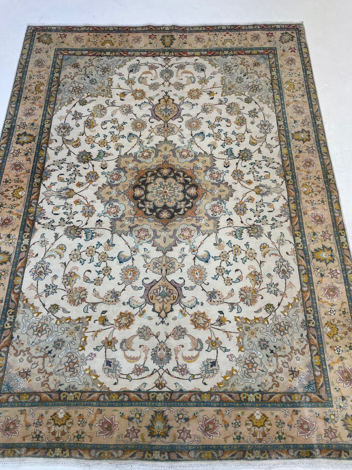 Hand-Knotted Wool Rug Tabriz 5' x 6'8"
