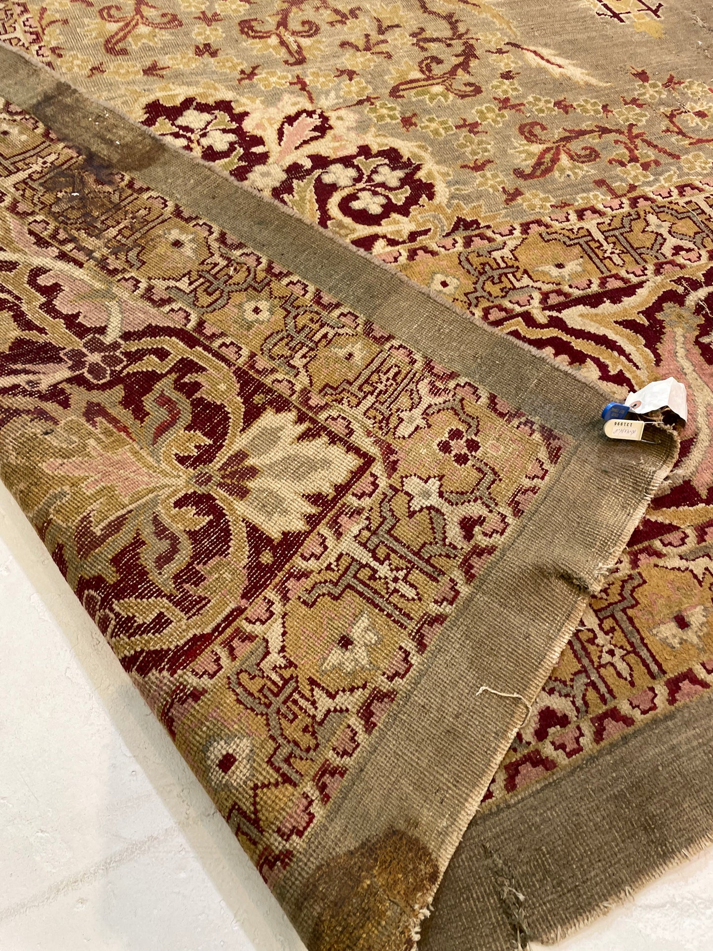 Hand-Knotted Wool Rug Indian Agra 10'4" x 14'2"