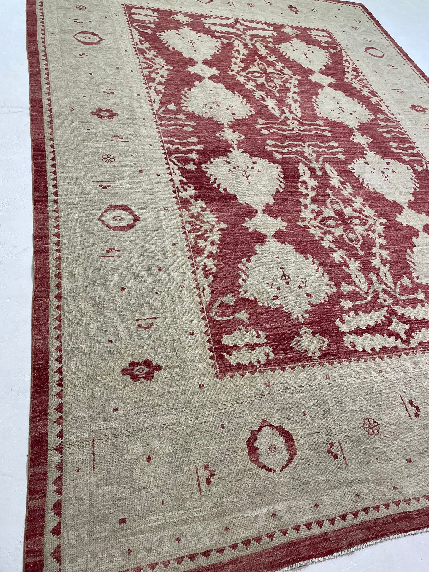 Hand-Knotted Wool Rug Turkish Oushak 9'9" x 13'5"