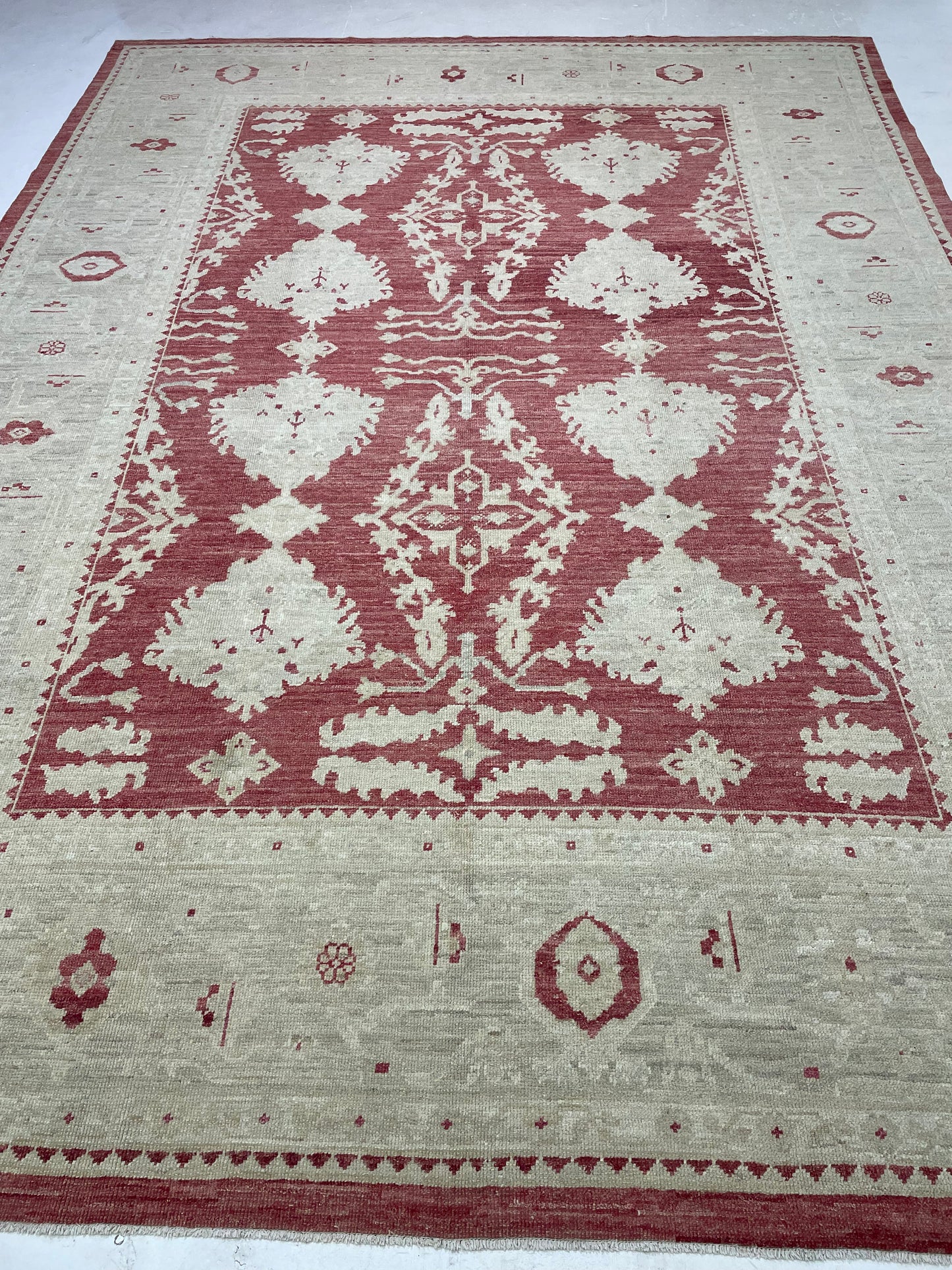 Hand-Knotted Wool Rug Turkish Oushak 9'9" x 13'5"