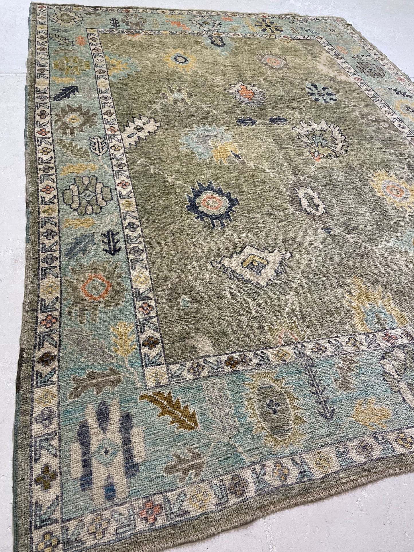 Hand-Knotted Wool Rug Turkish Oushak 9' x 11'10"