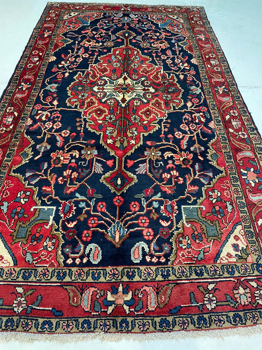 Hand-Knotted Wool Gallery Size Hamedan Borchaloo 5'5" x 9'9"