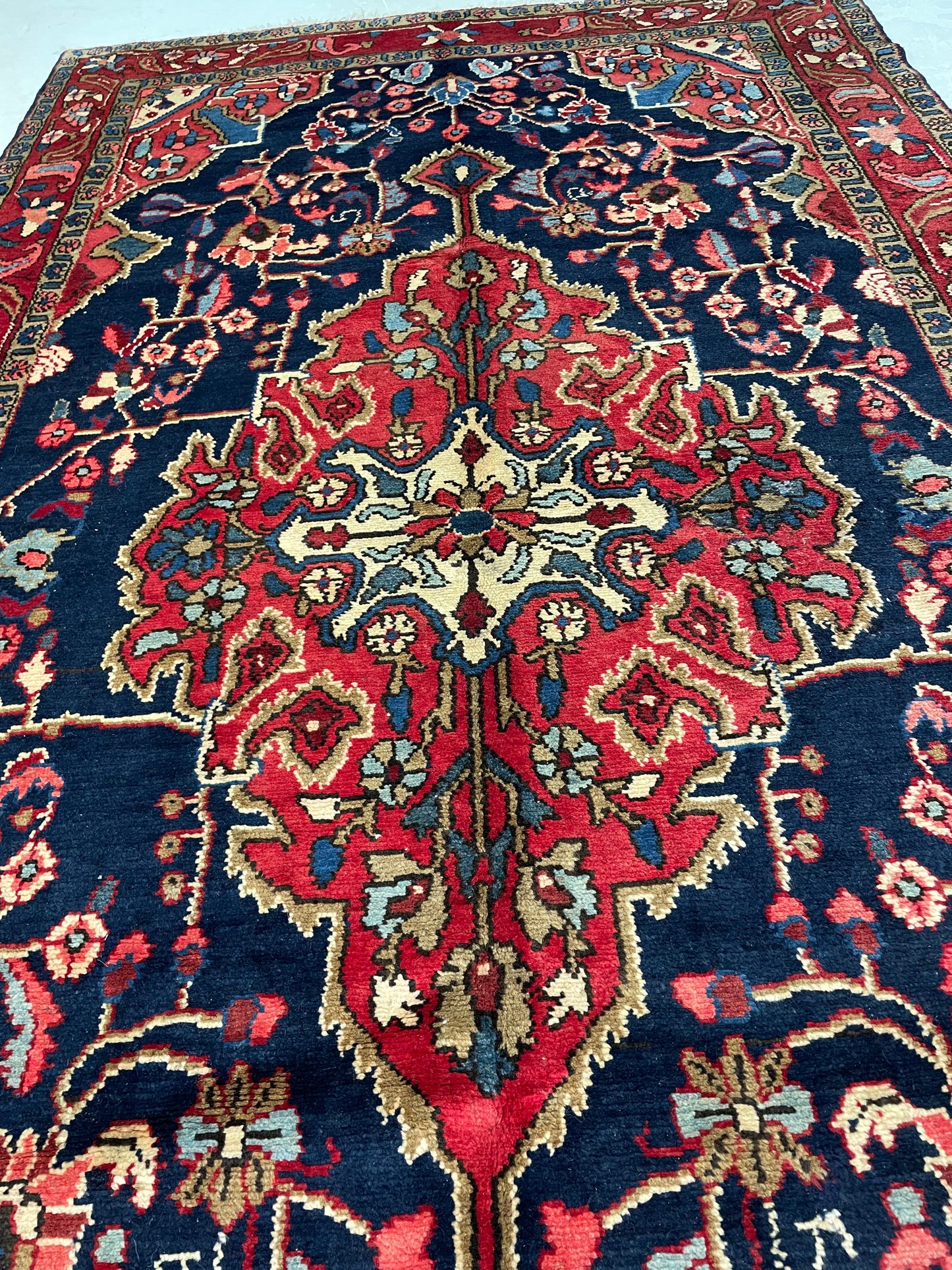 Hand-Knotted Wool Gallery Size Hamedan Borchaloo 5'5" x 9'9"