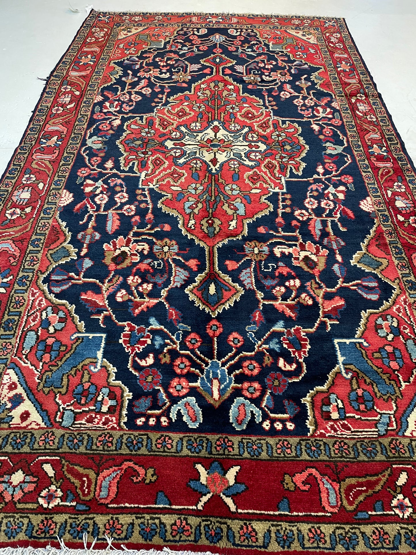 Hand-Knotted Wool Gallery Size Hamedan Borchaloo 5'5" x 9'9"