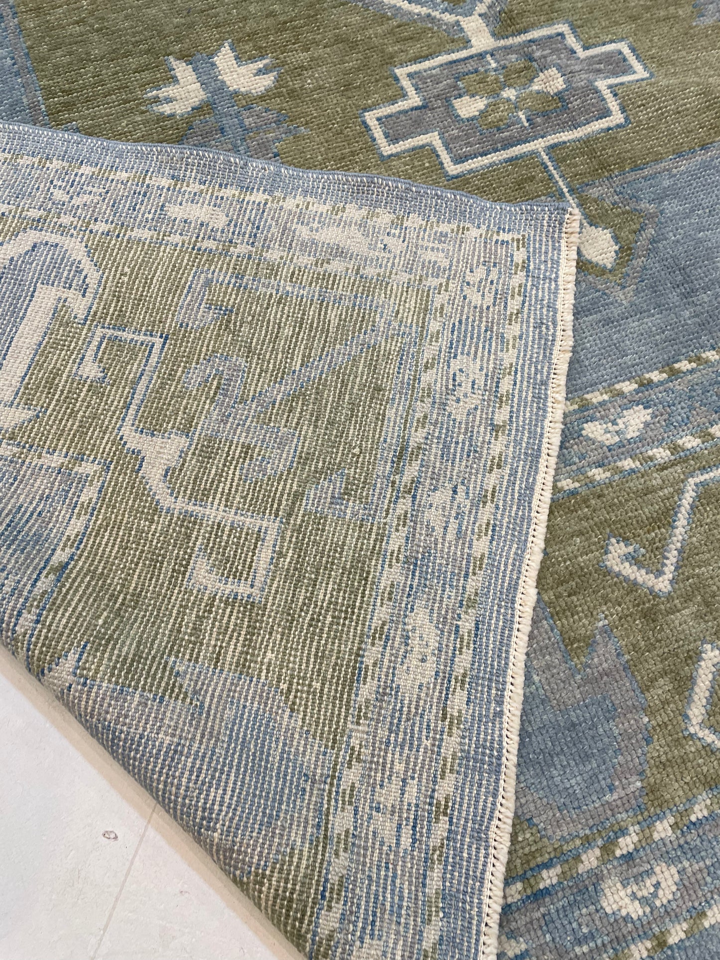 Hand-Knotted Wool Rug Turkish Oushak 8'7" x 10'2"