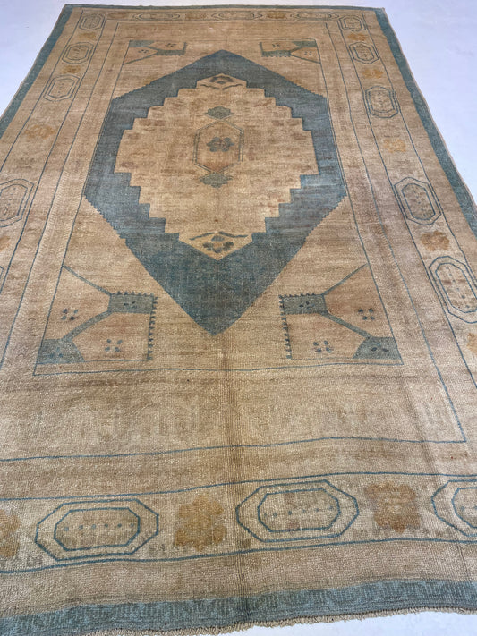 Hand-Knotted Wool Rug Turkish Oushak 6'4" x 11'1"