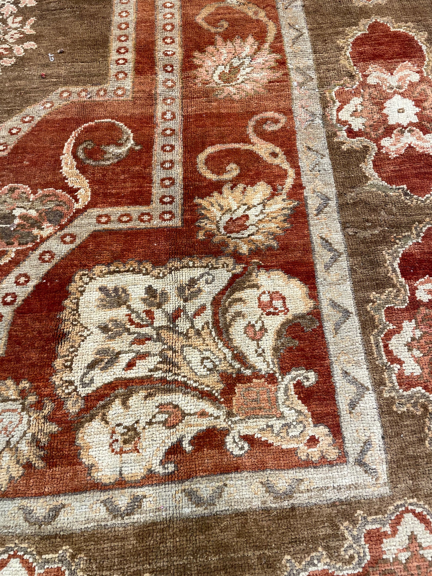 Hand-Knotted Wool Rug Turkish Oushak 8'5" x 11'7"