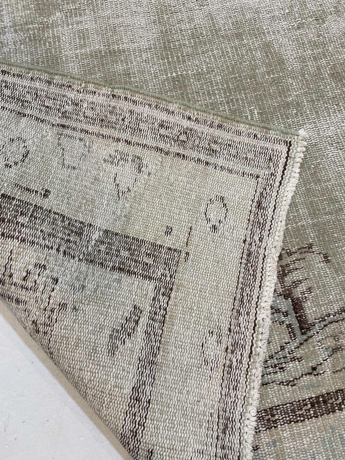 Hand-Knotted Wool Rug Turkish Oushak 6'7" x 9'9"