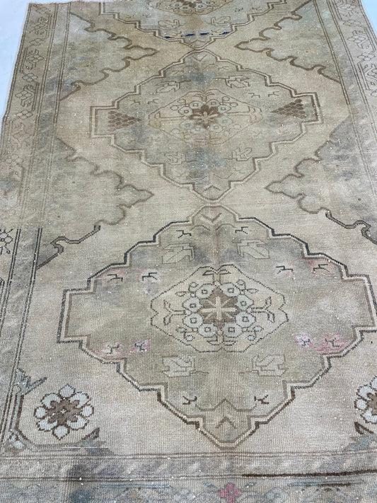 Hand-Knotted Wool Rug Turkish Oushak 4'5" x 5'9"