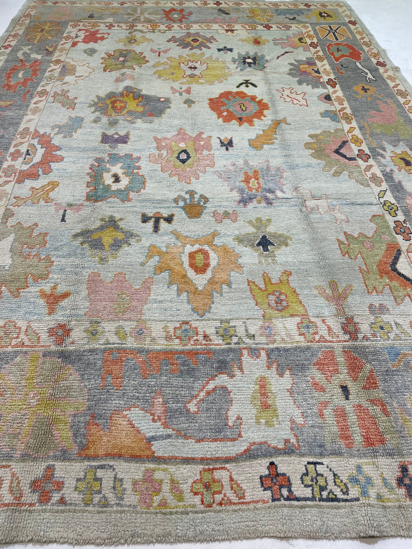 Hand-Knotted Wool Rug Turkish Oushak 8'10" x 12'8"