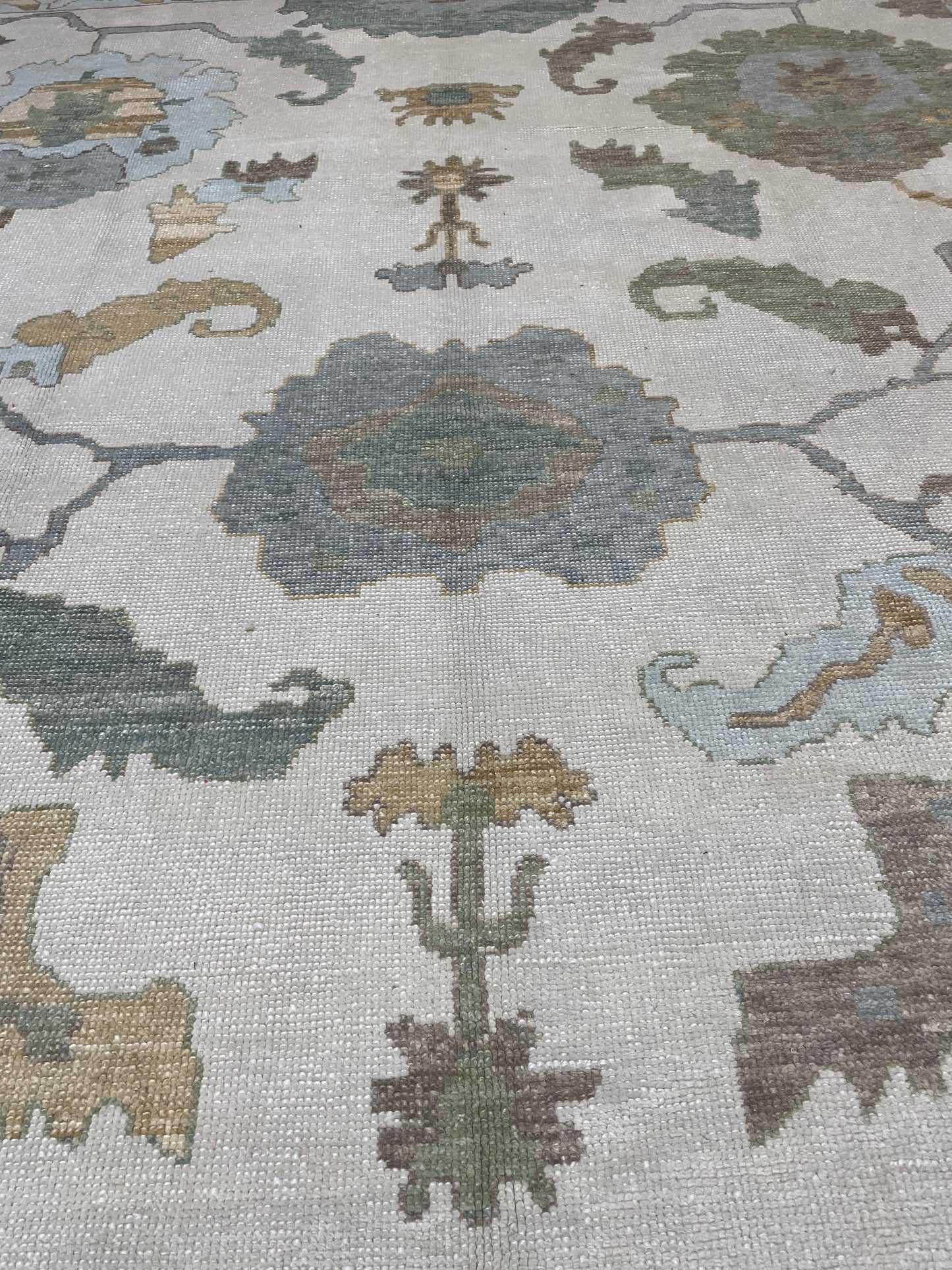 Hand-Knotted Wool Rug Turkish Oushak 10'1" x 12'10"
